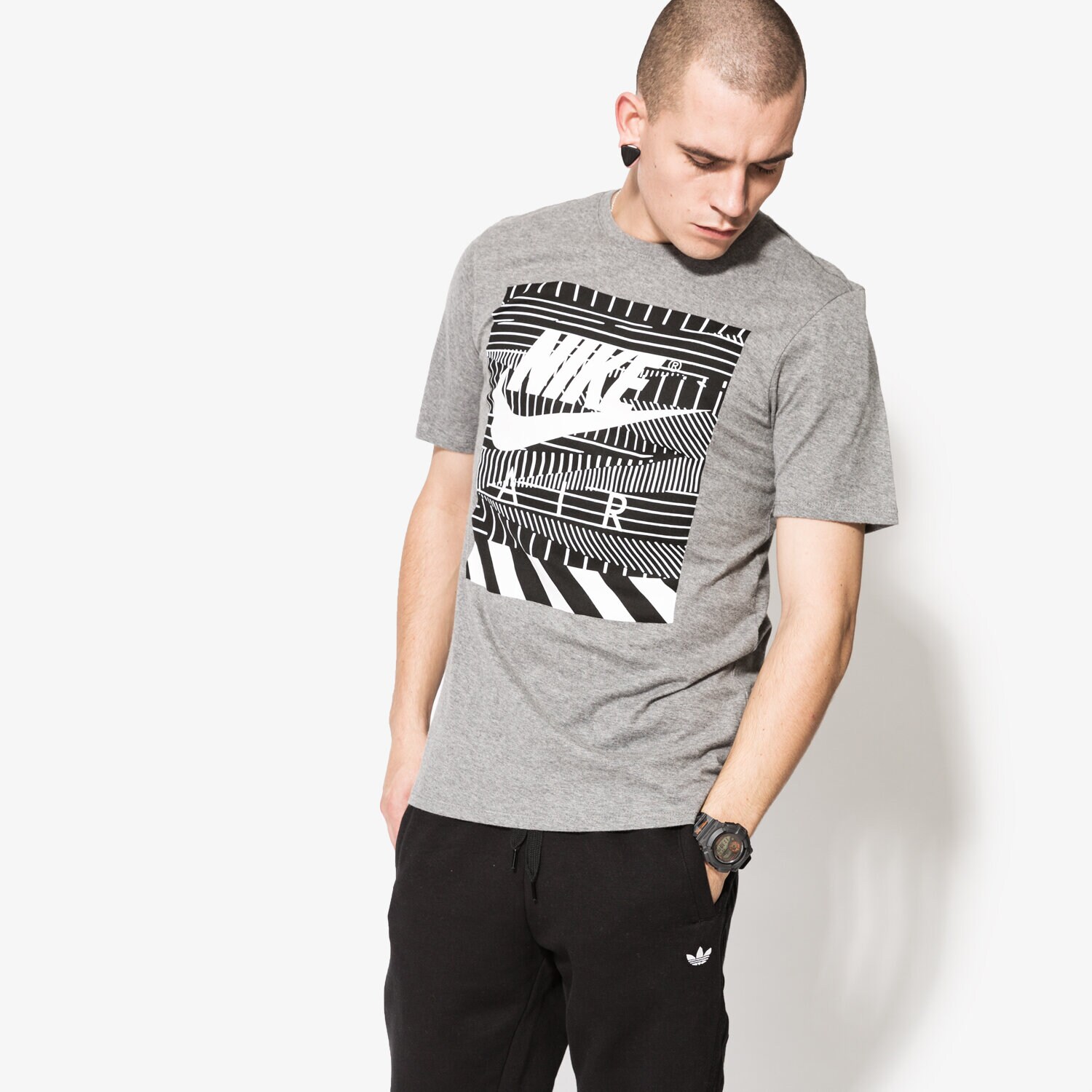 Herren T-Shirt NIKE T SHIRT-AIR STRETCHER PRNT 843388091 Grau