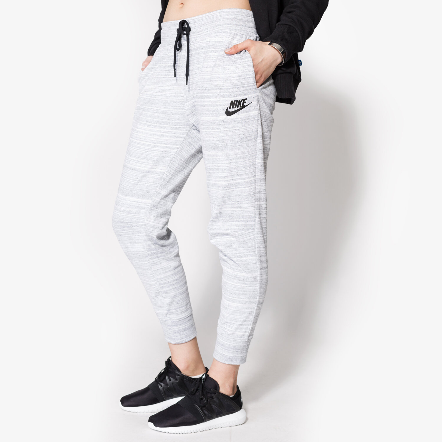 Damen Hosen NIKE HOSE NSW AV15 PANT KNT 837462100 Grau