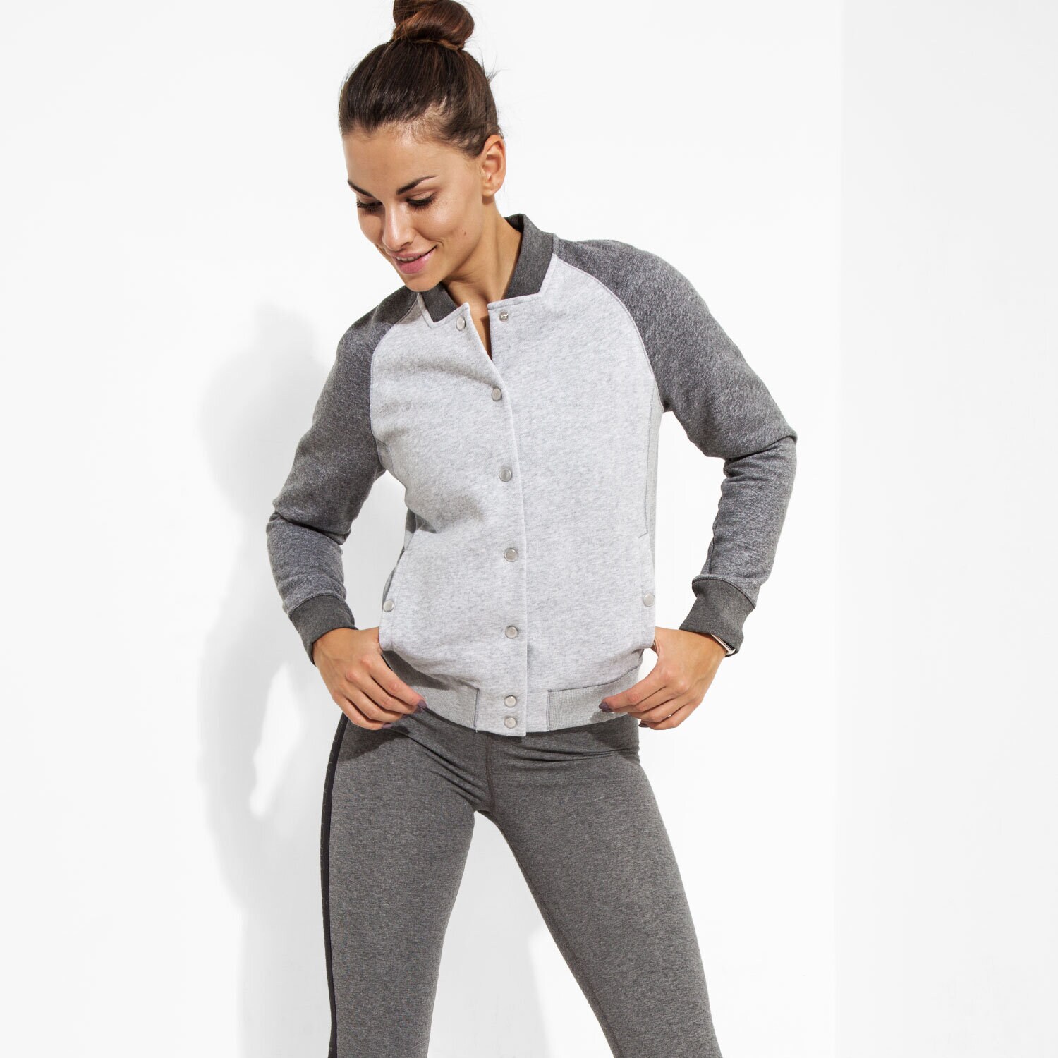 Damen UNDER ARMOUR SWEATSHIRT VARSITY FLE ECE BOMBER 1285665025 Grau