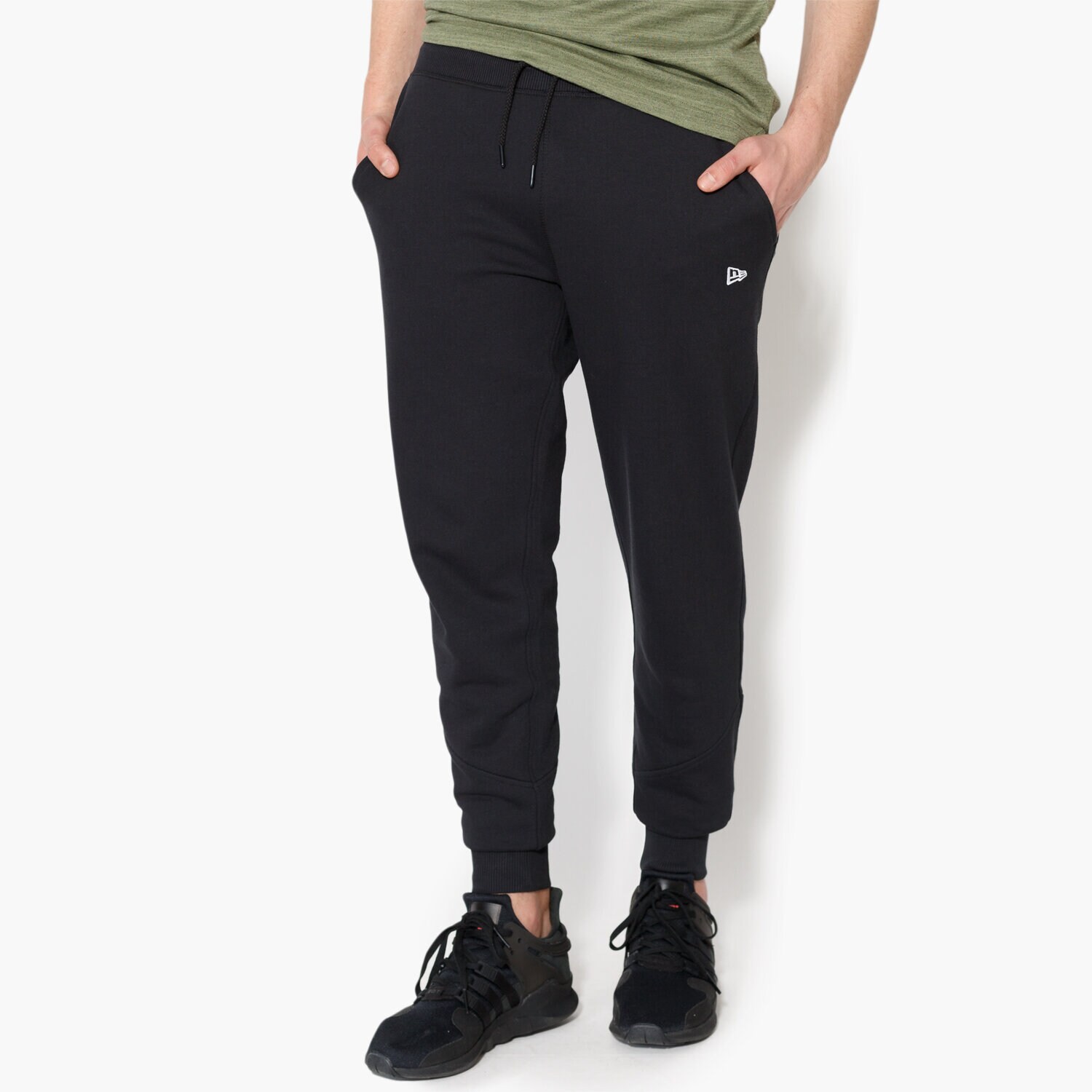 Herren Hosen NEW ERA HOSE ESSENTIAL TRK PANT NE BLK 11419430 Schwarz