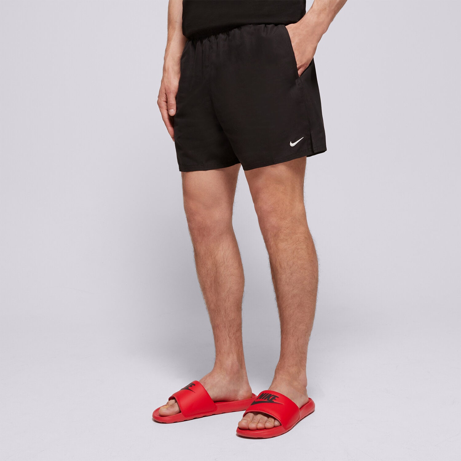 Herren Shorts NIKE SWIM SHORTS ESSENTIAL 5" NESSA560001 Schwarz