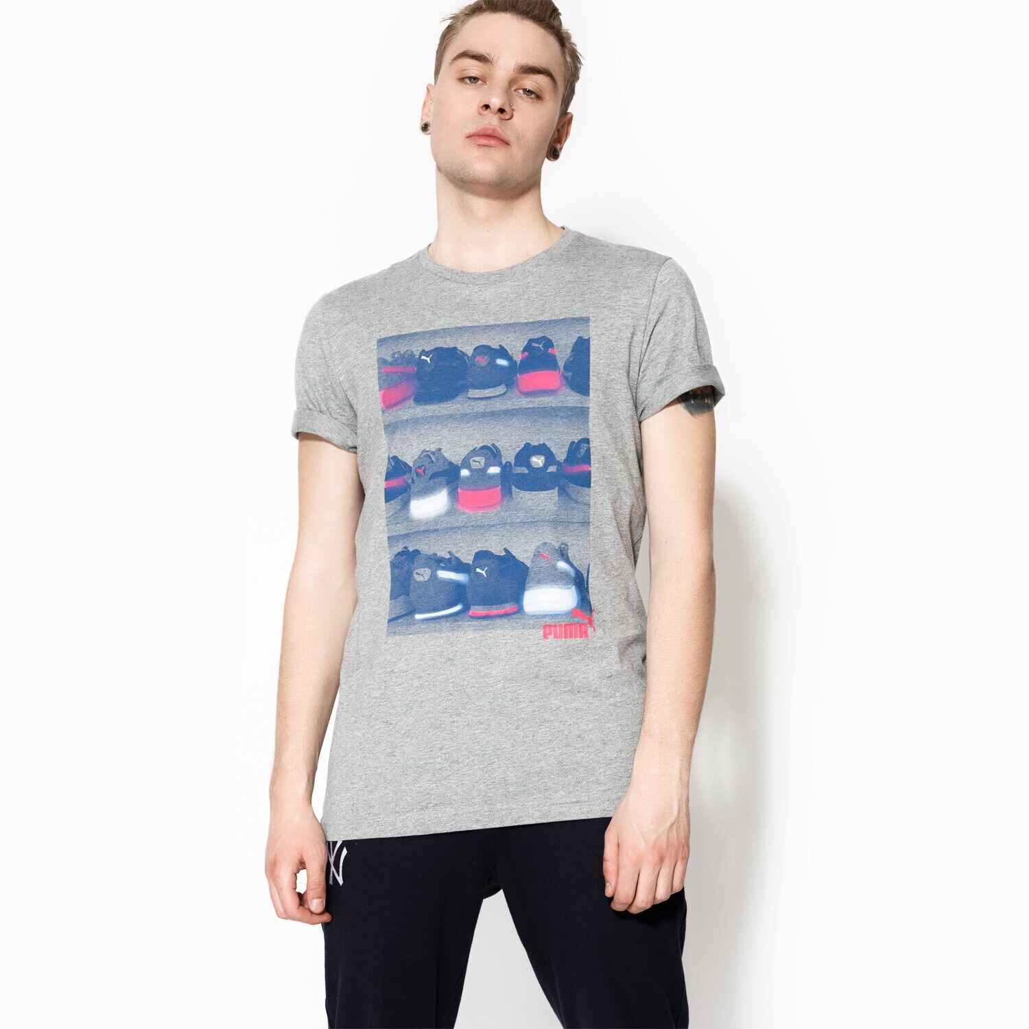 Herren T-Shirt PUMA T-SHIRT SS SNEAKER PHOTO TEE 59093503 Grau