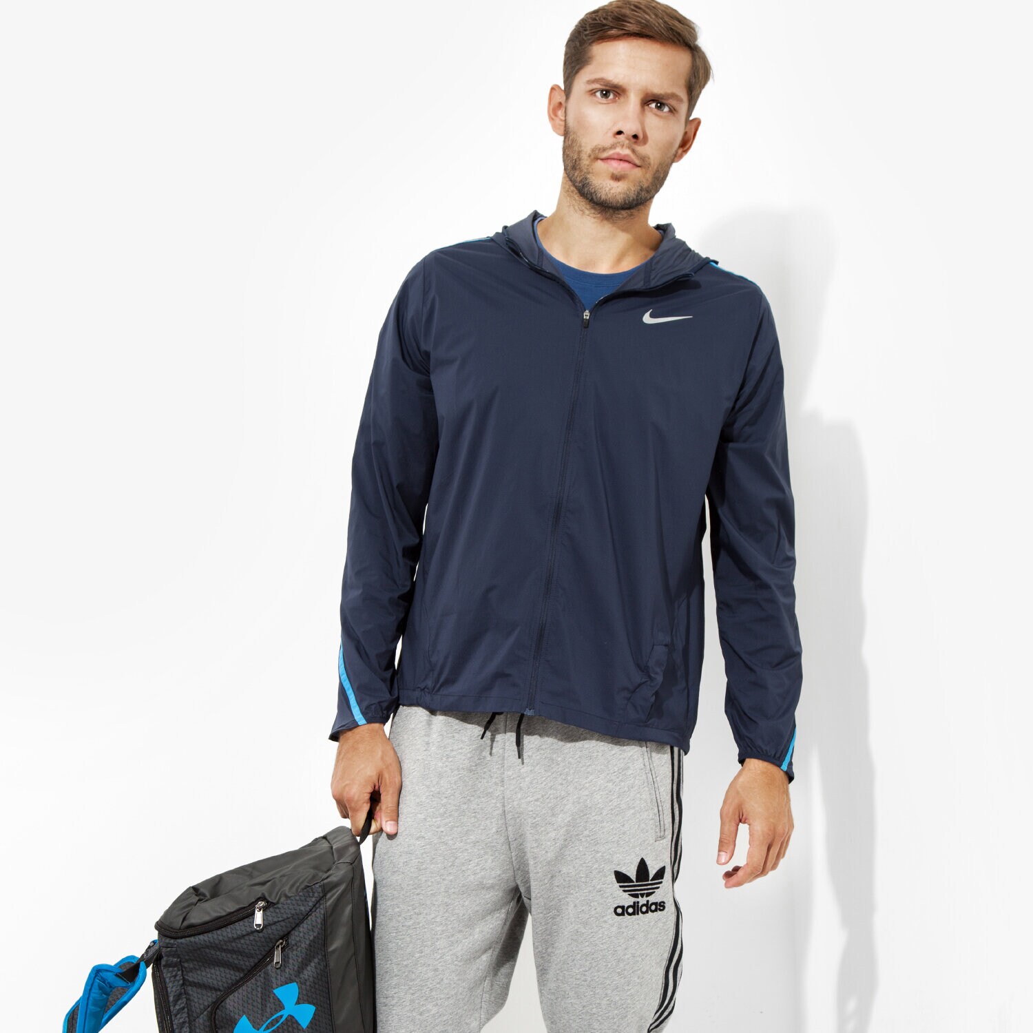 Herren Übergangsjacke NIKE JACKE IMPOSSIBLY LIGHT JKT HOODED 717764451 Dunkelblau