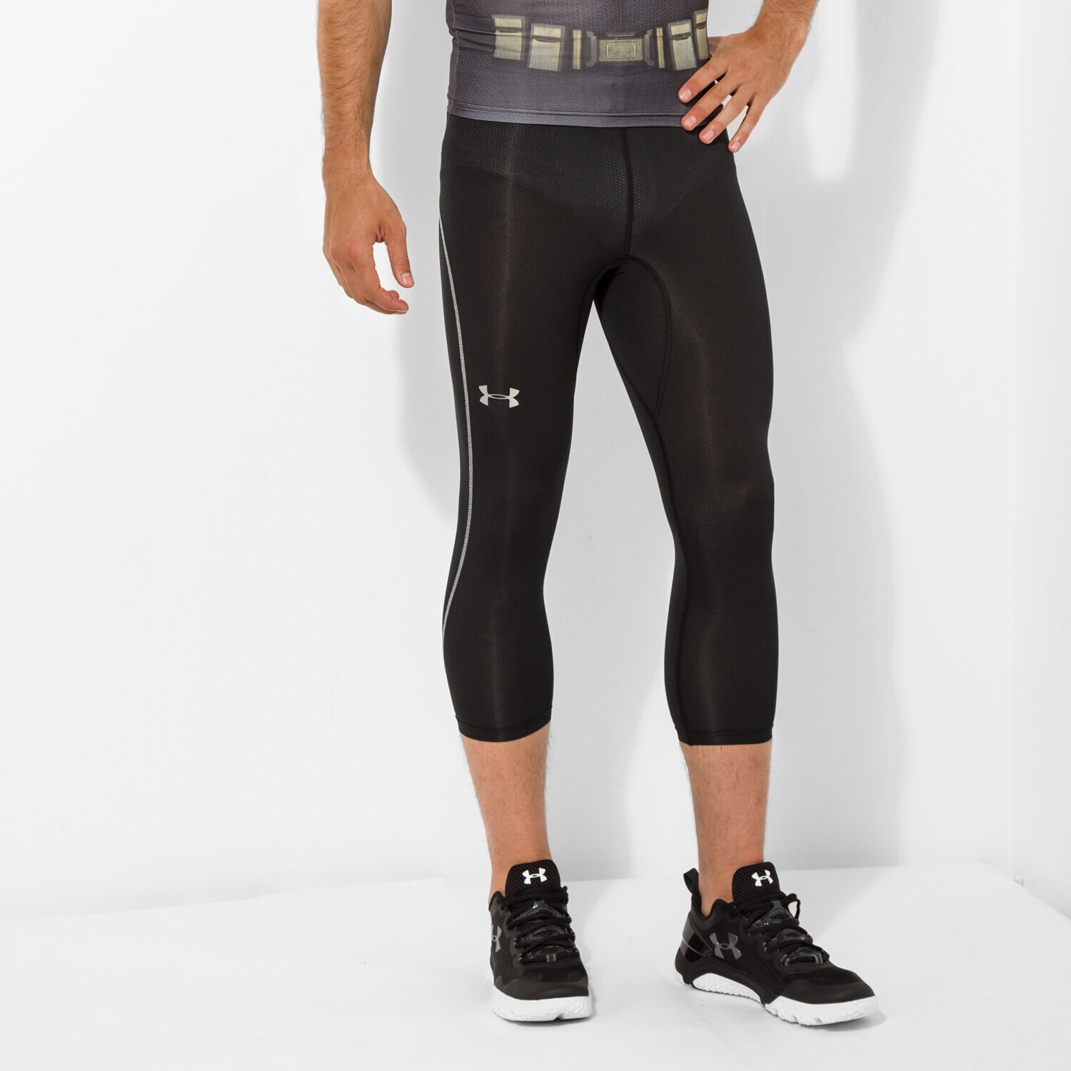 Herren Hosen UNDER ARMOUR LEGGINGS 3/4 RUN COOLSWITCH 1274394001 Schwarz
