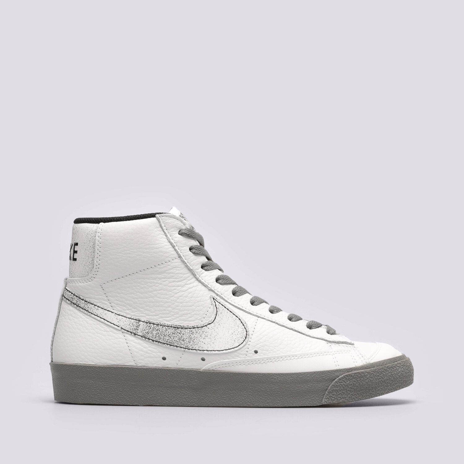Herren Sneaker NIKE BLAZER MID '77 EMB DV7194-100 Weiß
