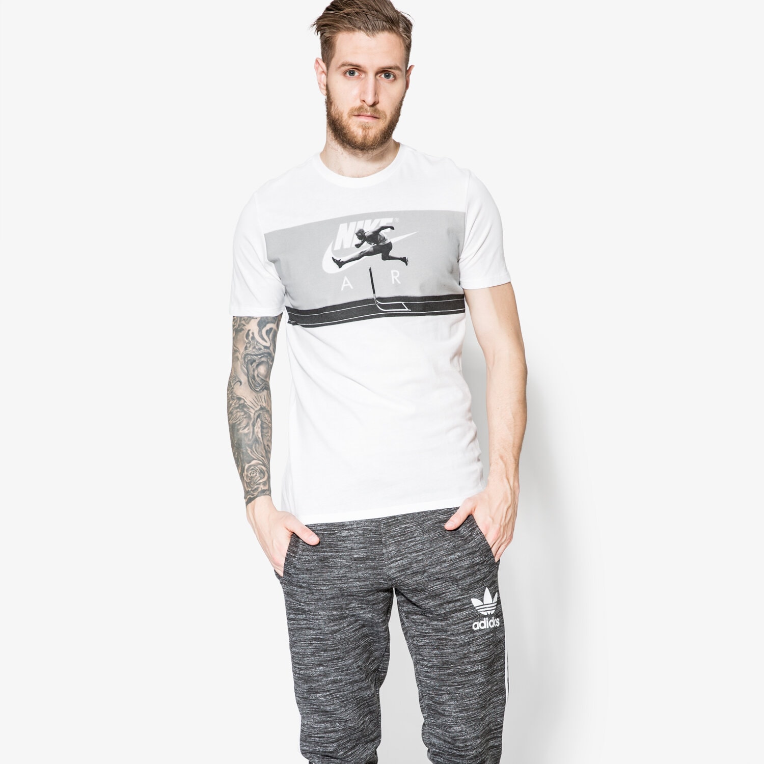 Herren T-Shirt NIKE T-SHIRT SS TEE AIR PHOTO 834630100 Weiß