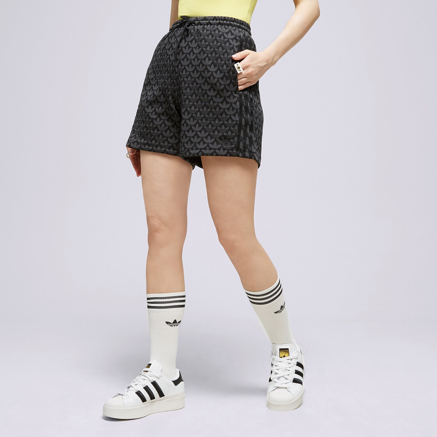 ADIDAS SHORTS MONOGRAM Schwarz II3189 Sizeer