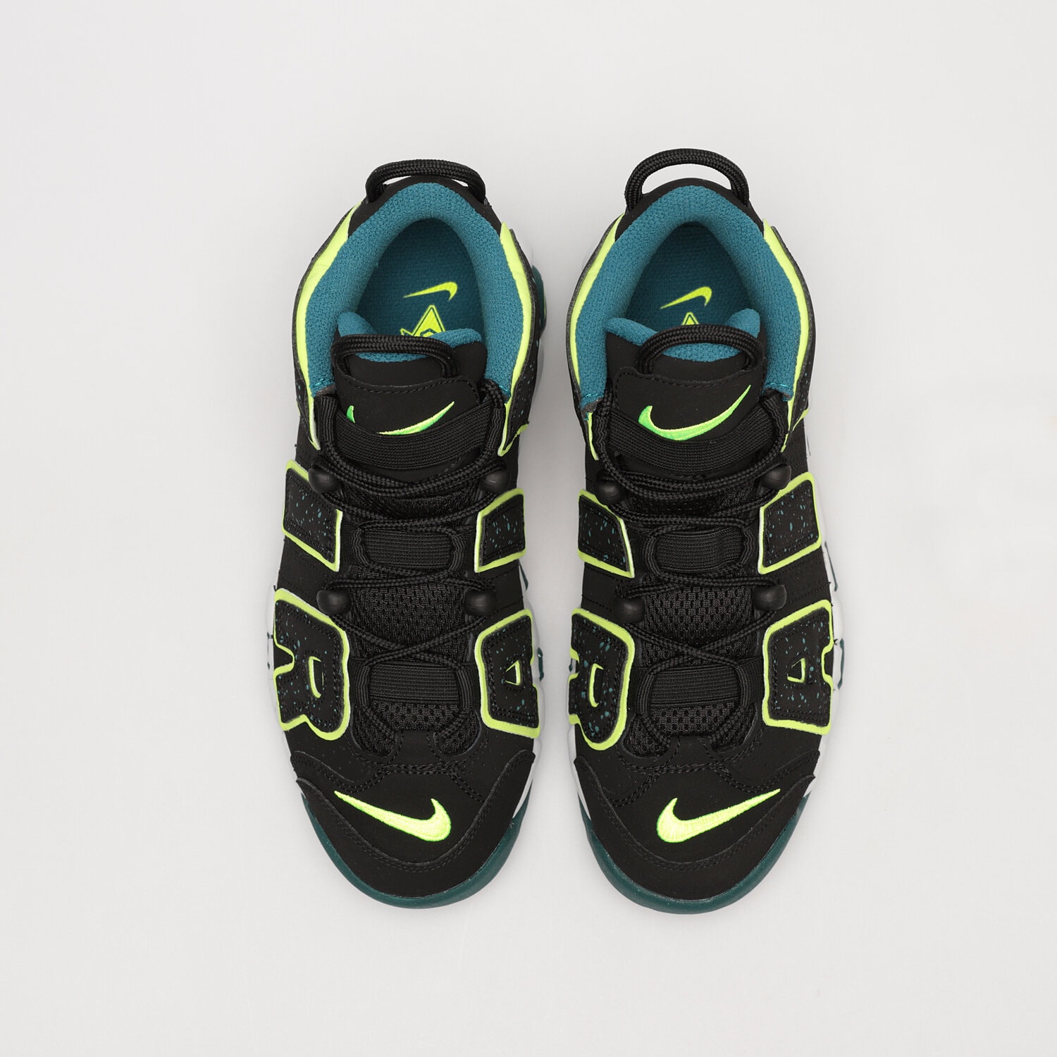 NIKE AIR MORE UPTEMPO Schwarz DZ2809-001 | Sizeer.de