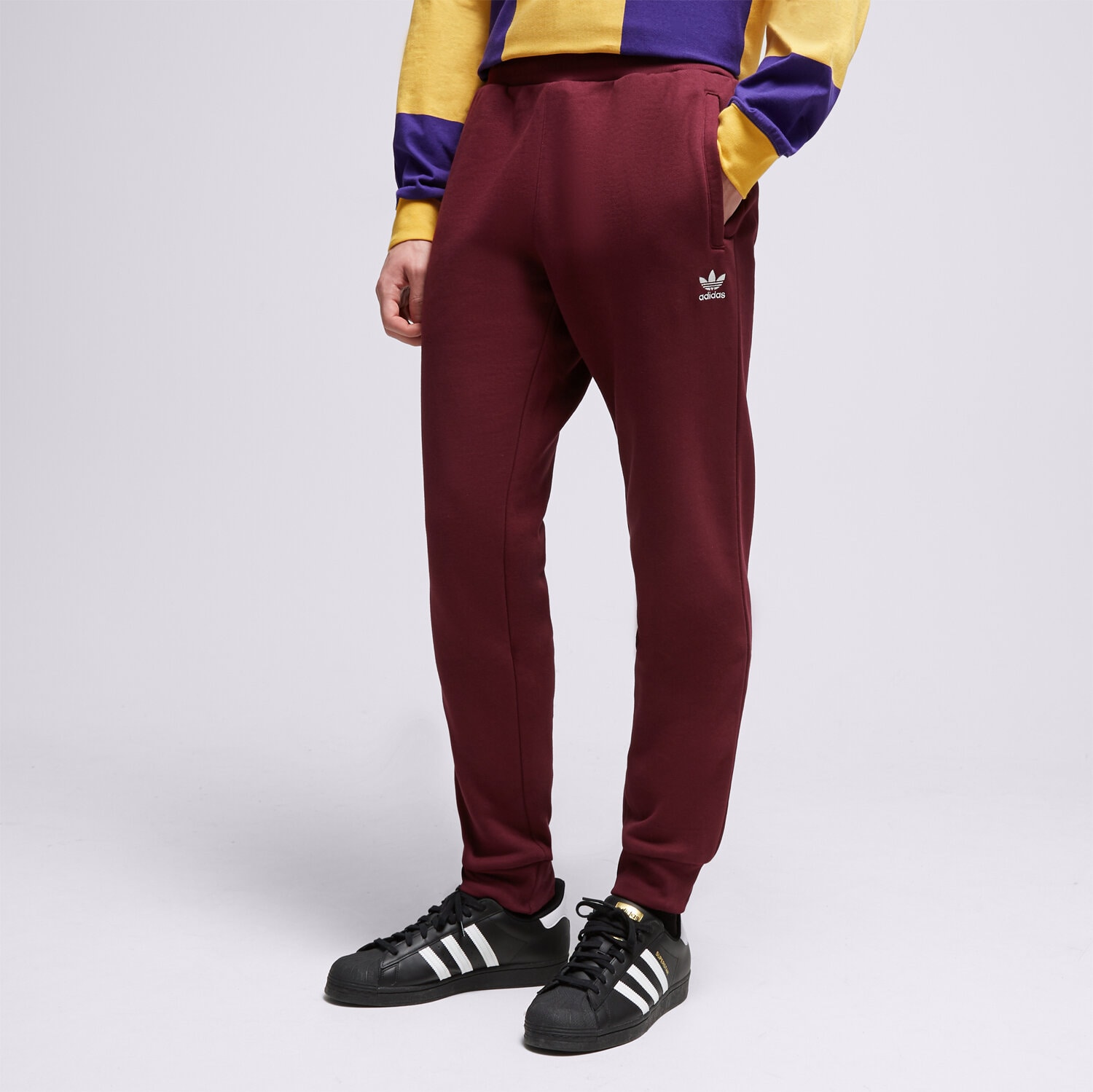 ADIDAS HOSE ESSENTIALS PANT Dunkelrot IM2099 Sizeer