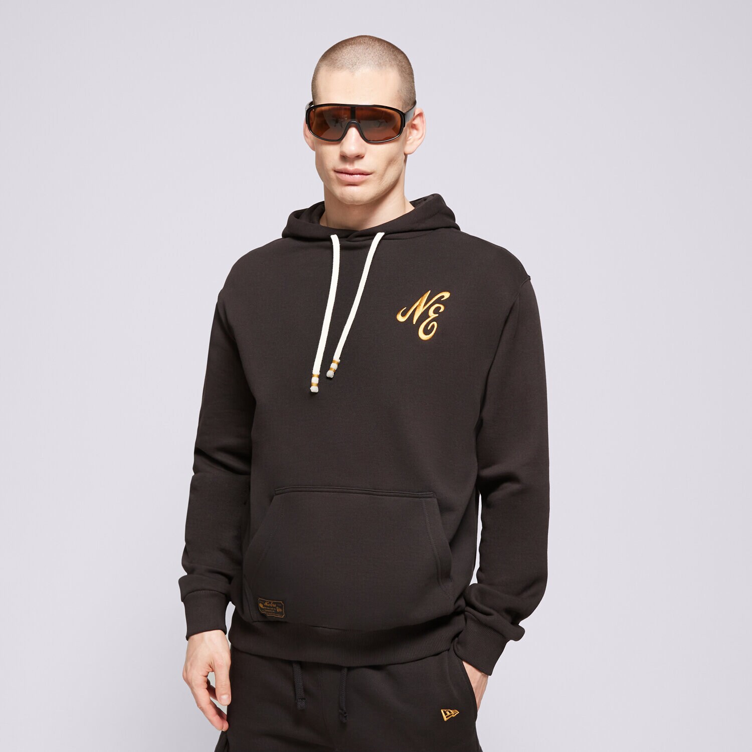 Herren NEW ERA SWEATSHIRT Z KAPTUREM NE SCRIPT LOGO NONE 60435401 Schwarz