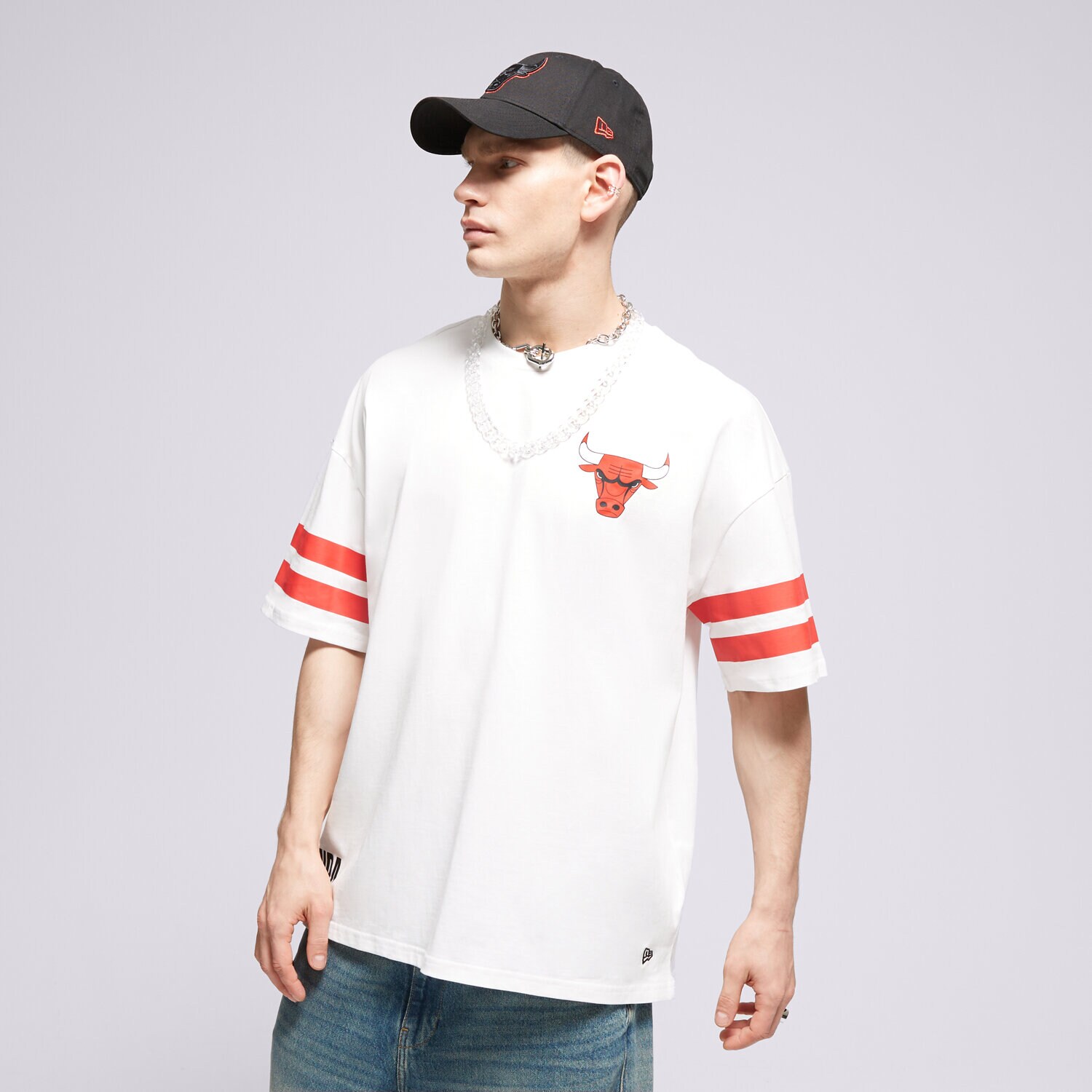 Herren T-Shirt NEW ERA T-SHIRT NBA ARCH GRPHC OS BULLS CHICAGO BULLS 60435444 Weiß