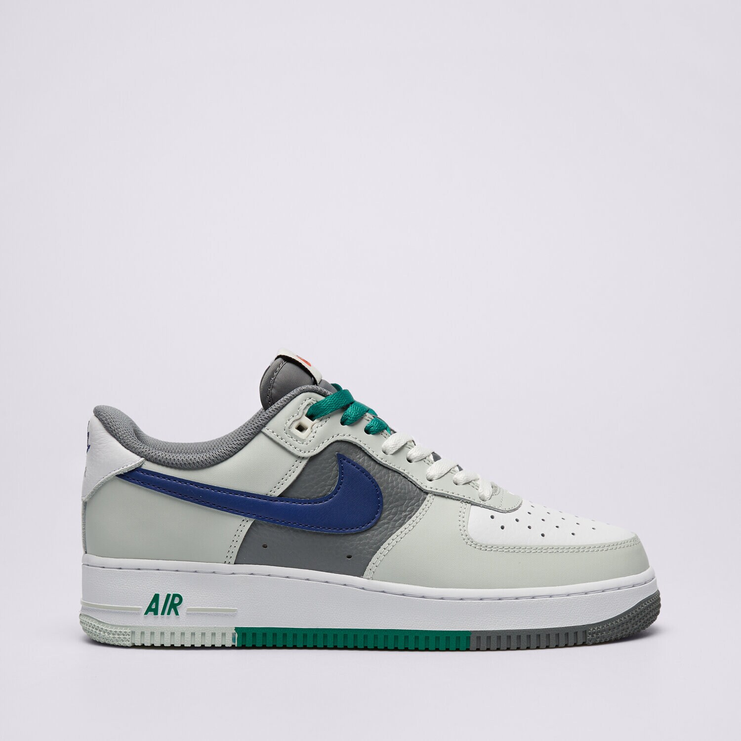 Herren Sneaker NIKE AIR FORCE 1 '07 LV8 FD2592-001 Grau