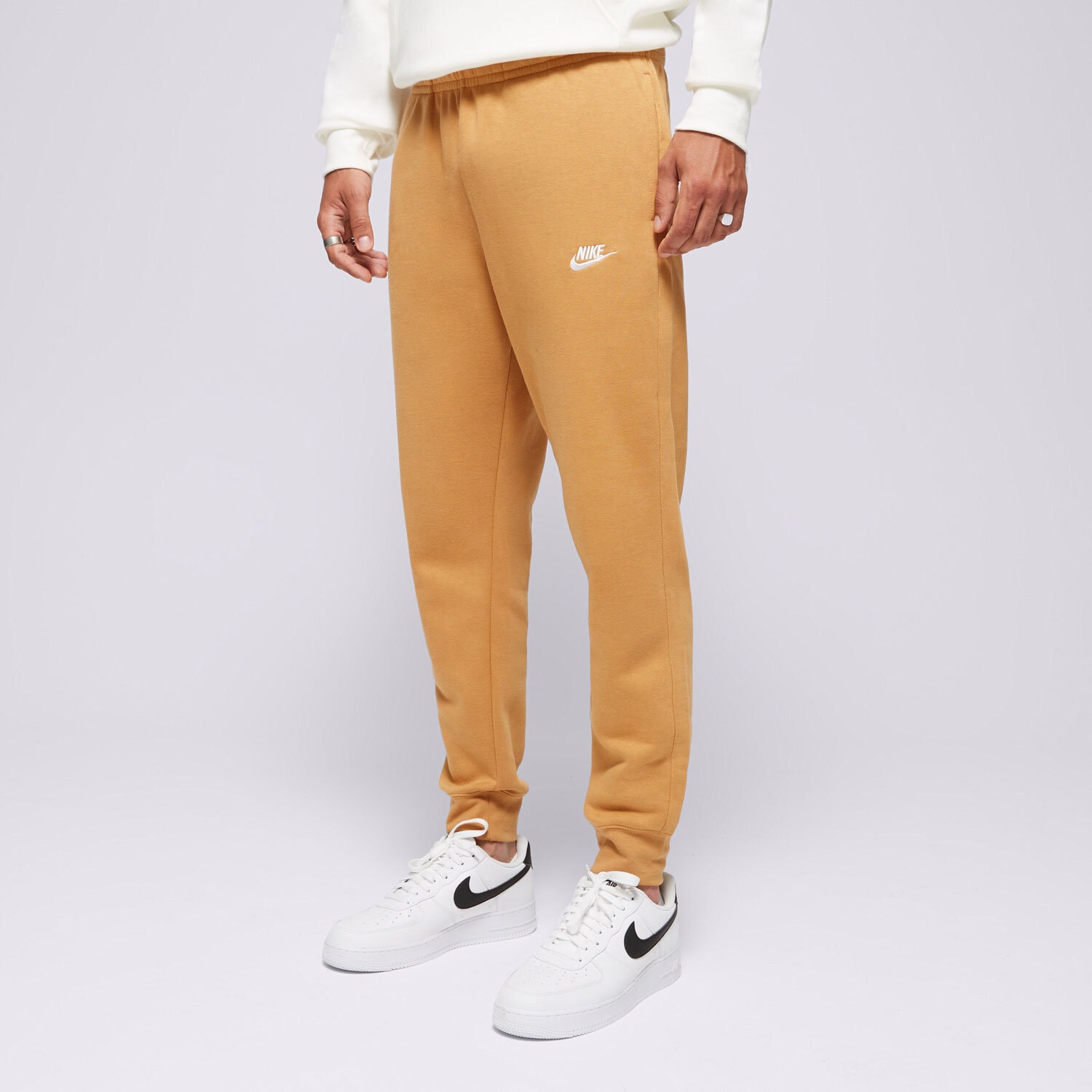 Herren Hosen NIKE HOSE SPORTSWEAR CLUB FLEECE BV2671-224 Braun