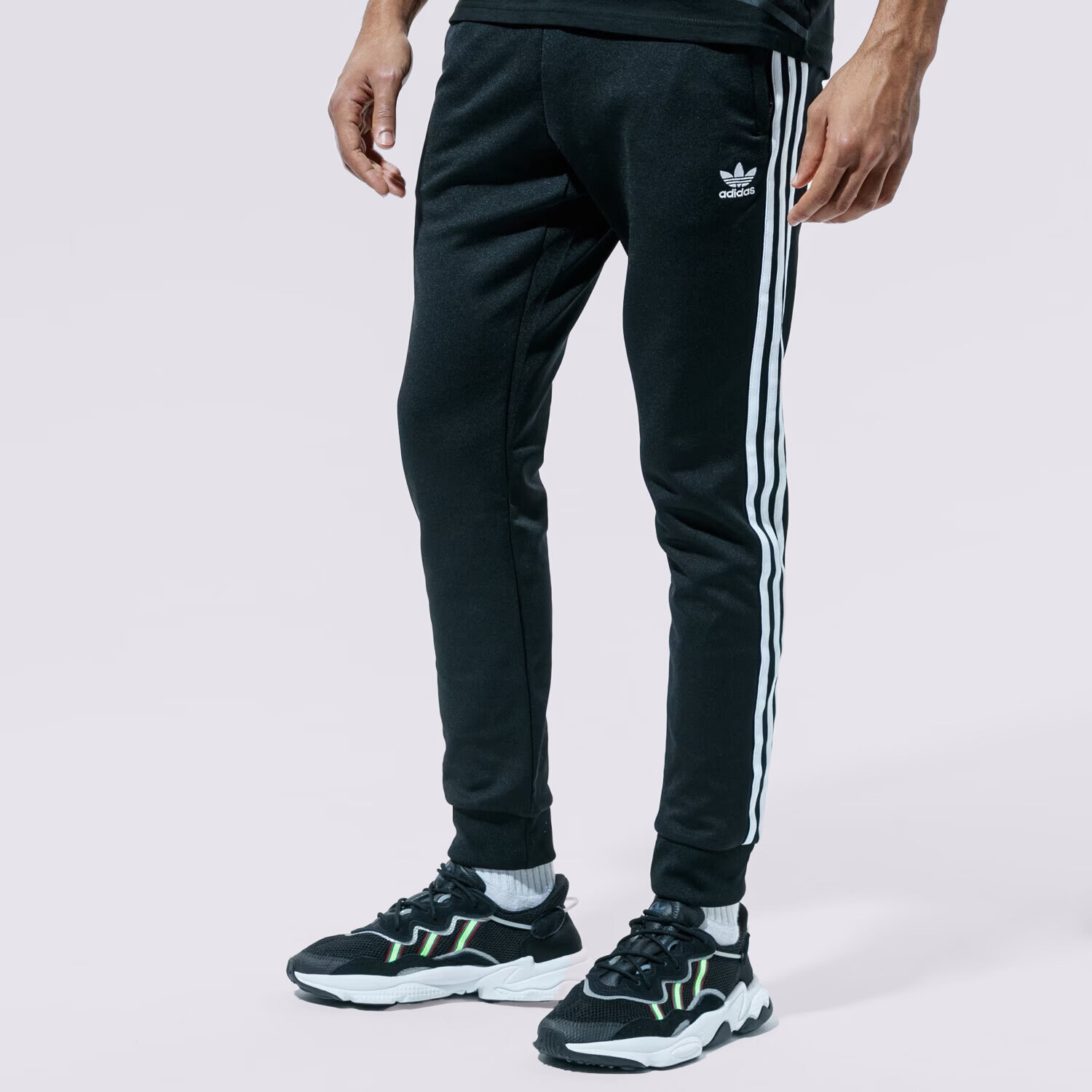 Herren Hosen ADIDAS SUPERSTAR JOGGERS  GF0210 Schwarz