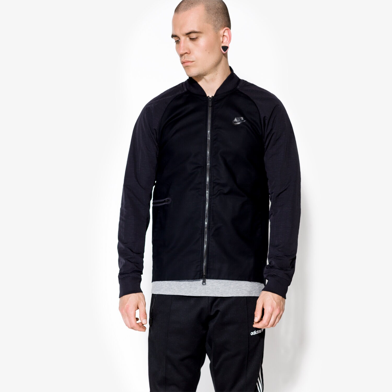 Herren Übergangsjacke NIKE JACKE SOFTSHEL VRSTY JKT WVN 832192010 Schwarz