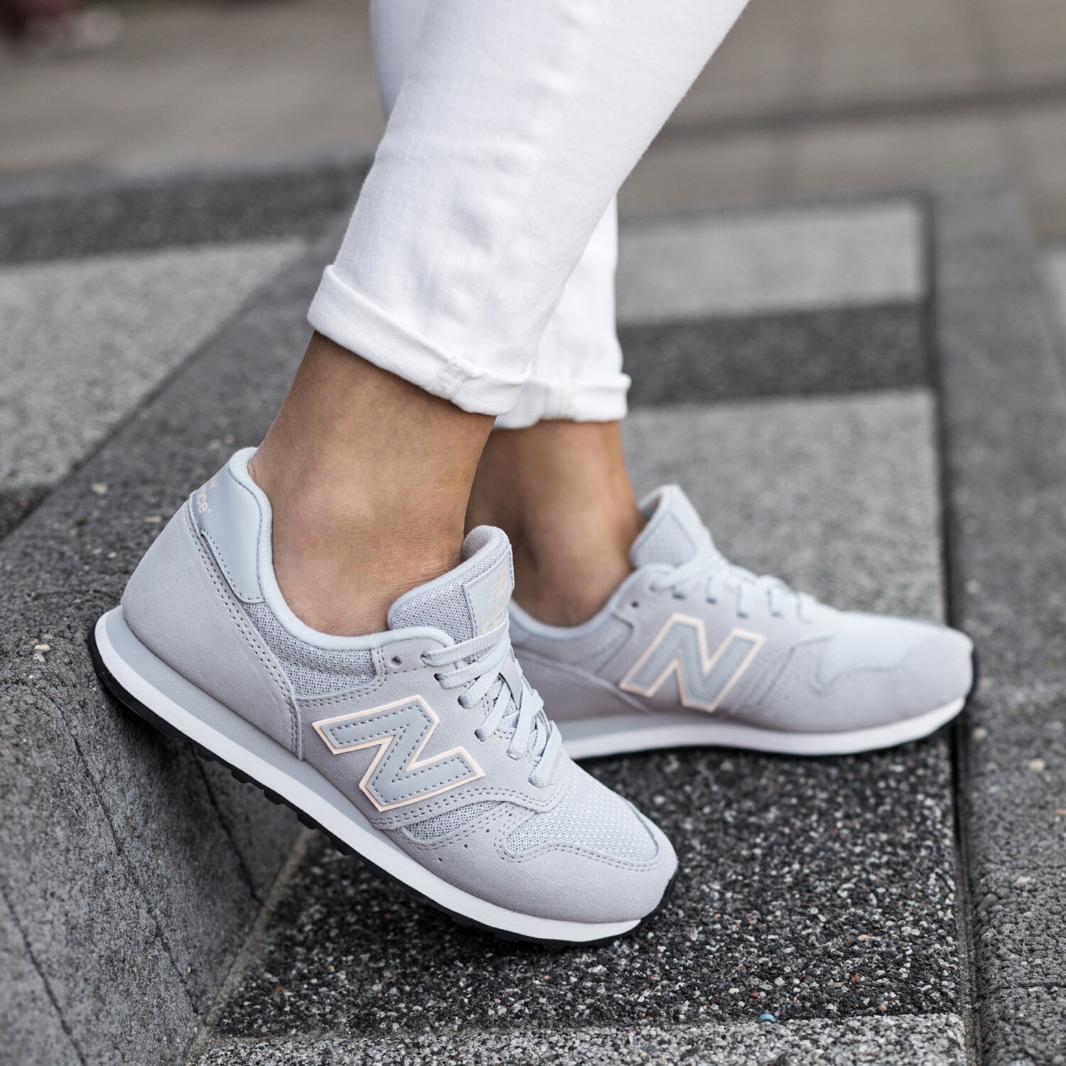 NEW BALANCE WL373GRY Grau WL373GRY | Sizeer.de