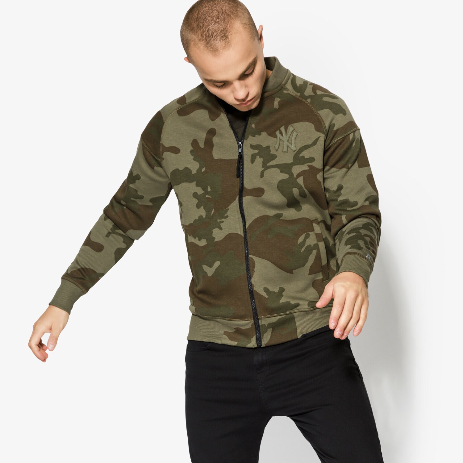 Herren NEW ERA SWEATSHIRT NTC BOMBER NY YANKEES NOV 11493651 Grün