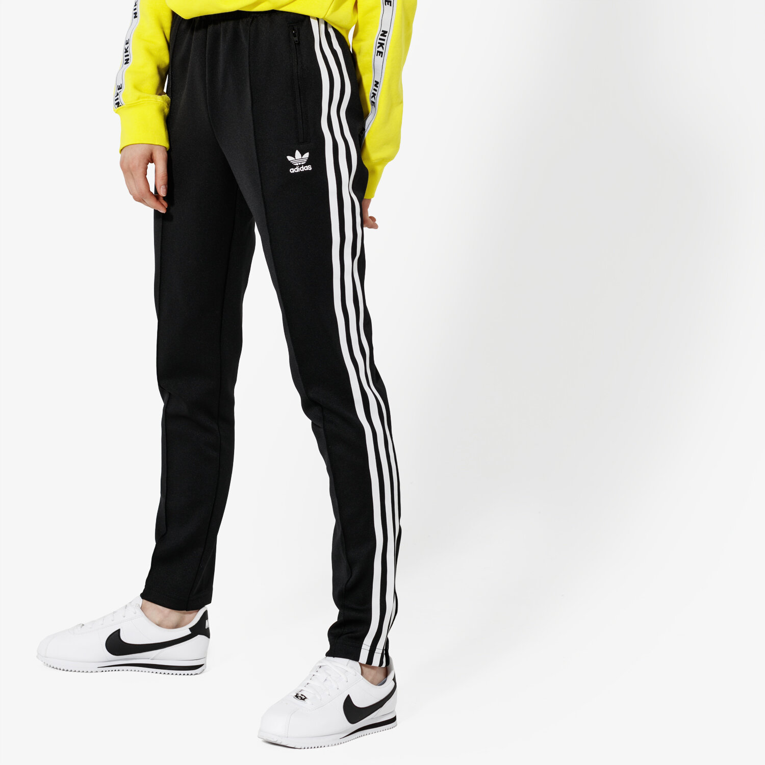 Damen Hosen ADIDAS HOSE SST TP CE2400 Schwarz