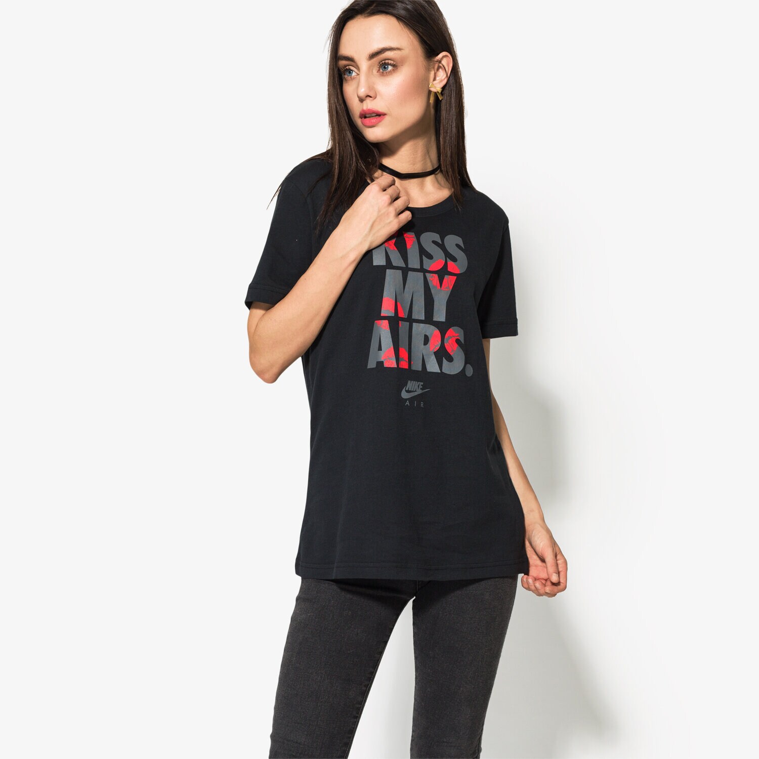 Damen T-Shirt NIKE T-SHIRT SS W NSW TEE KISS AIRS CREW AJ1319-010 Schwarz