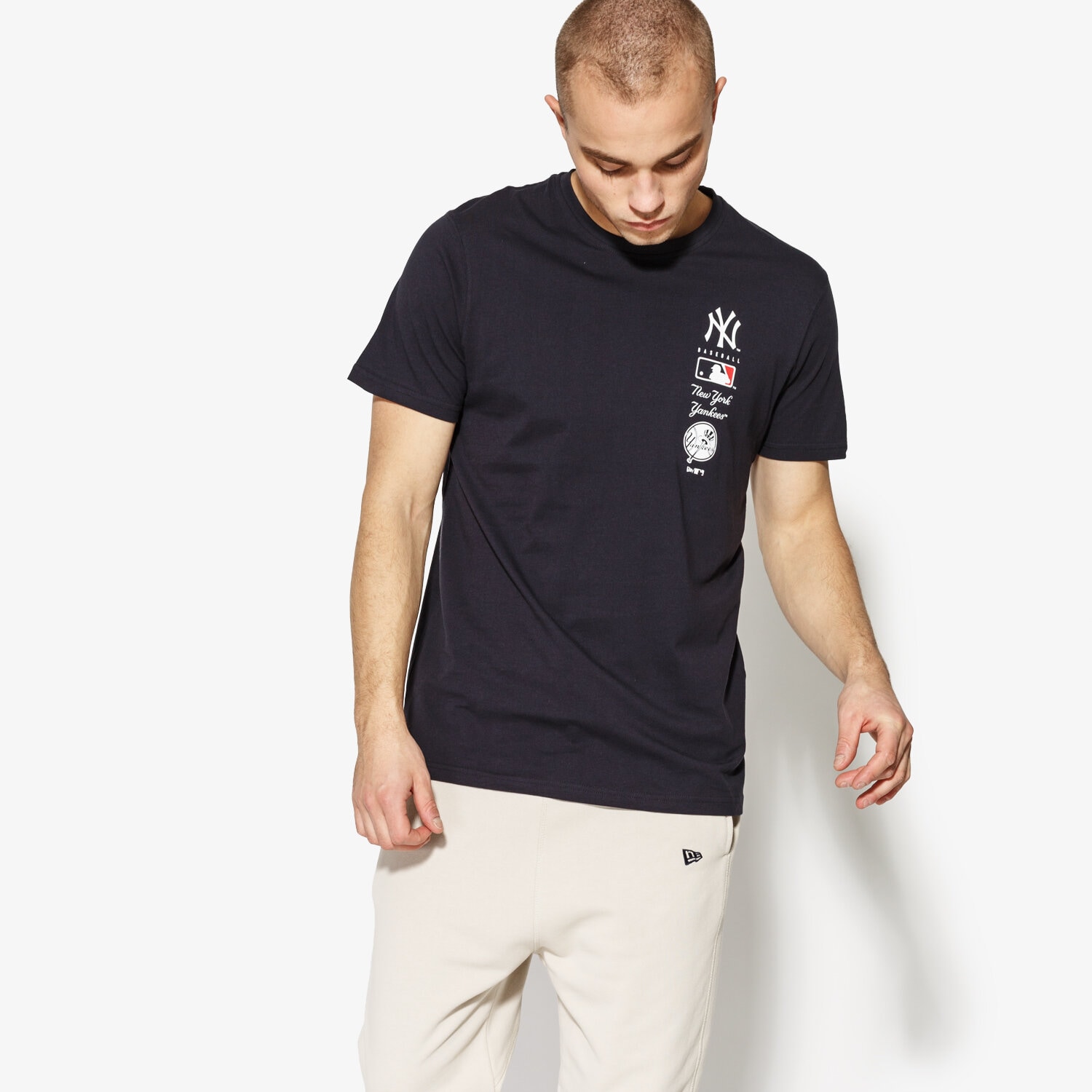 Herren T-Shirt NEW ERA T-SHIRT SS MLB LOGO TOWER TEE NEW YORK YANKEES NAVY 11517769 Dunkelblau