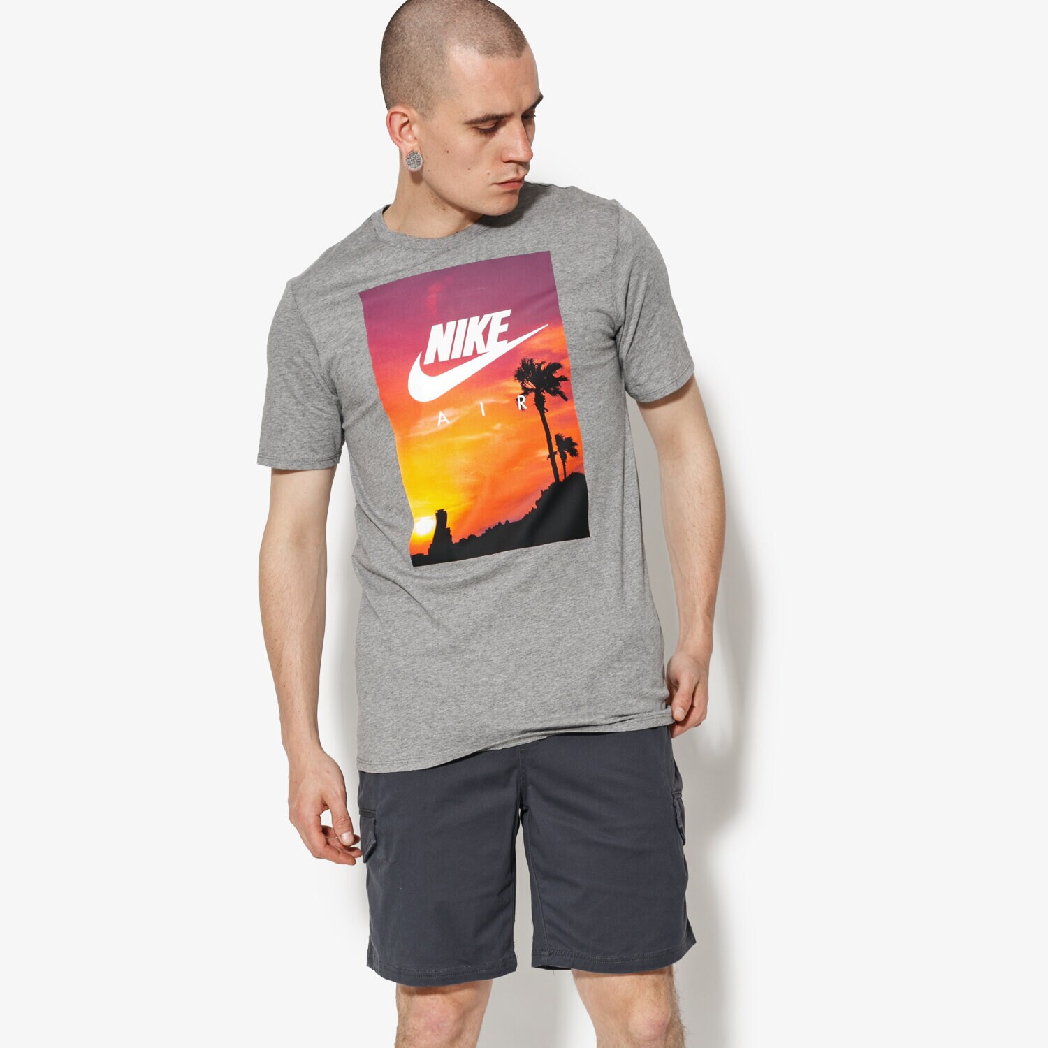 Herren T-Shirt NIKE T-SHIRT SS M NSW TEE FTWR 4 911952-091 Grau