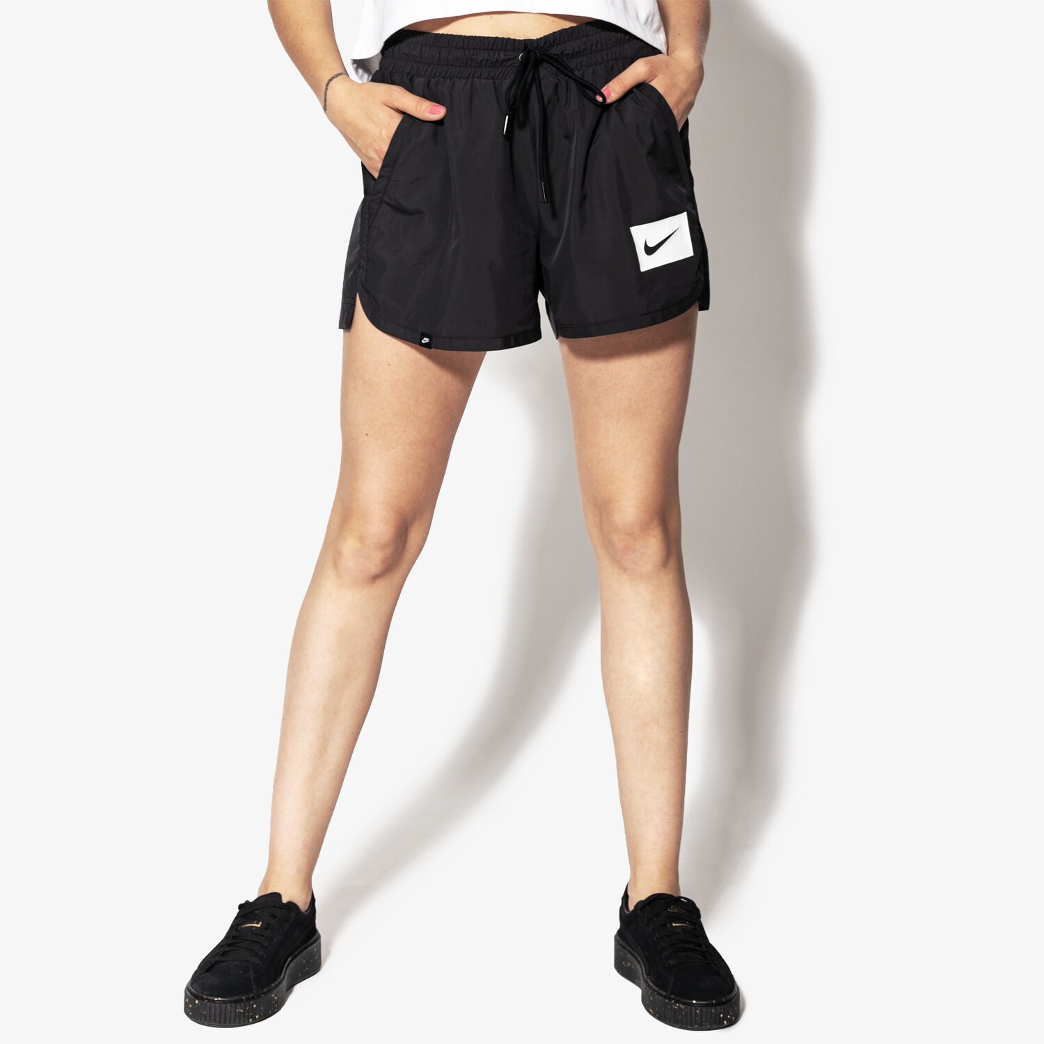 Damen Shorts NIKE SHORTS W NSW SHORT SWSH MSH 892923-010 Schwarz
