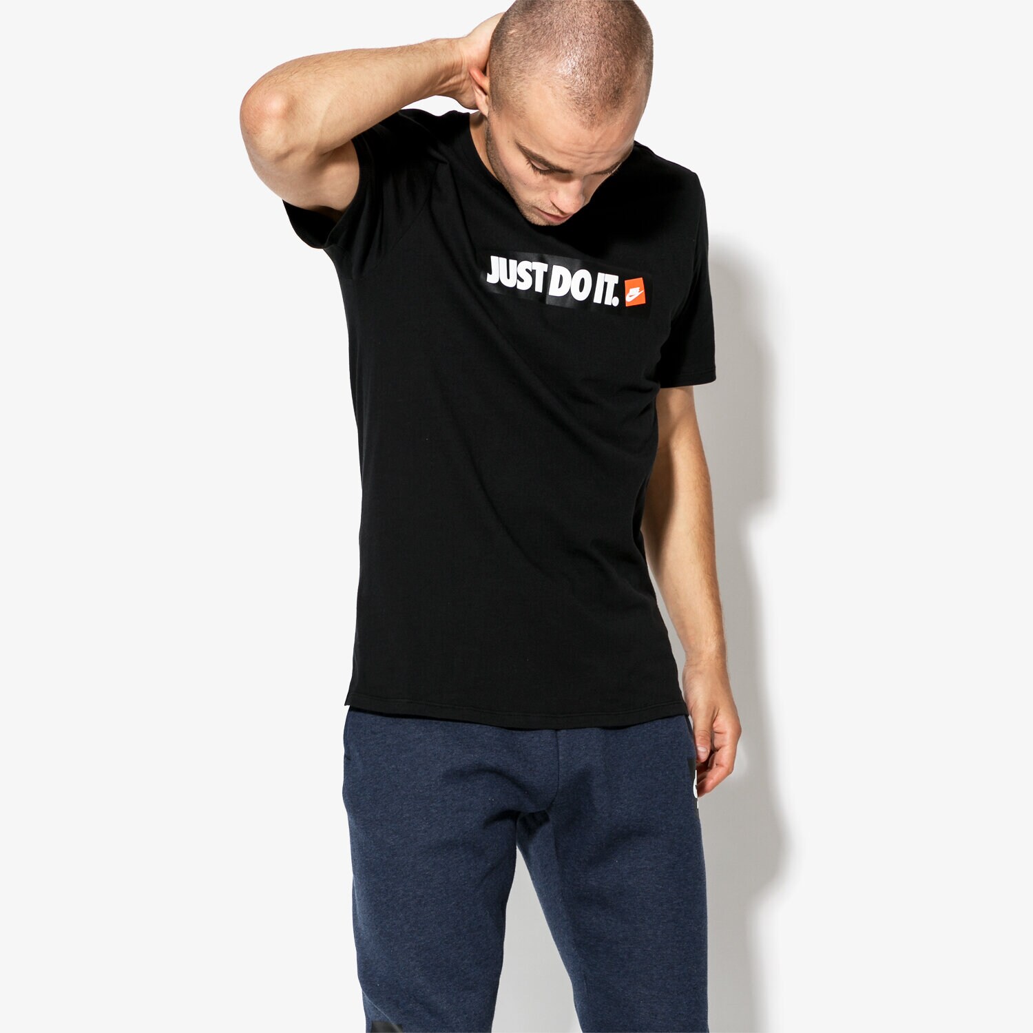 Herren T-Shirt NIKE T-SHIRT SS M NSW TEE HBR 1 AA6412-010 Schwarz