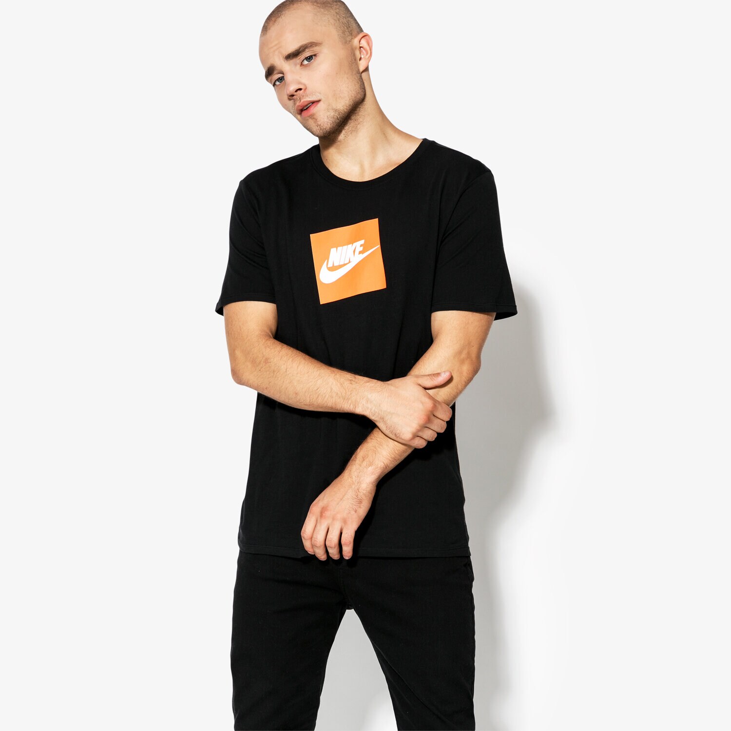 Herren T-Shirt NIKE T-SHIRT SS M NSW TEE SS FUTURA BOX AR1161-010 Schwarz