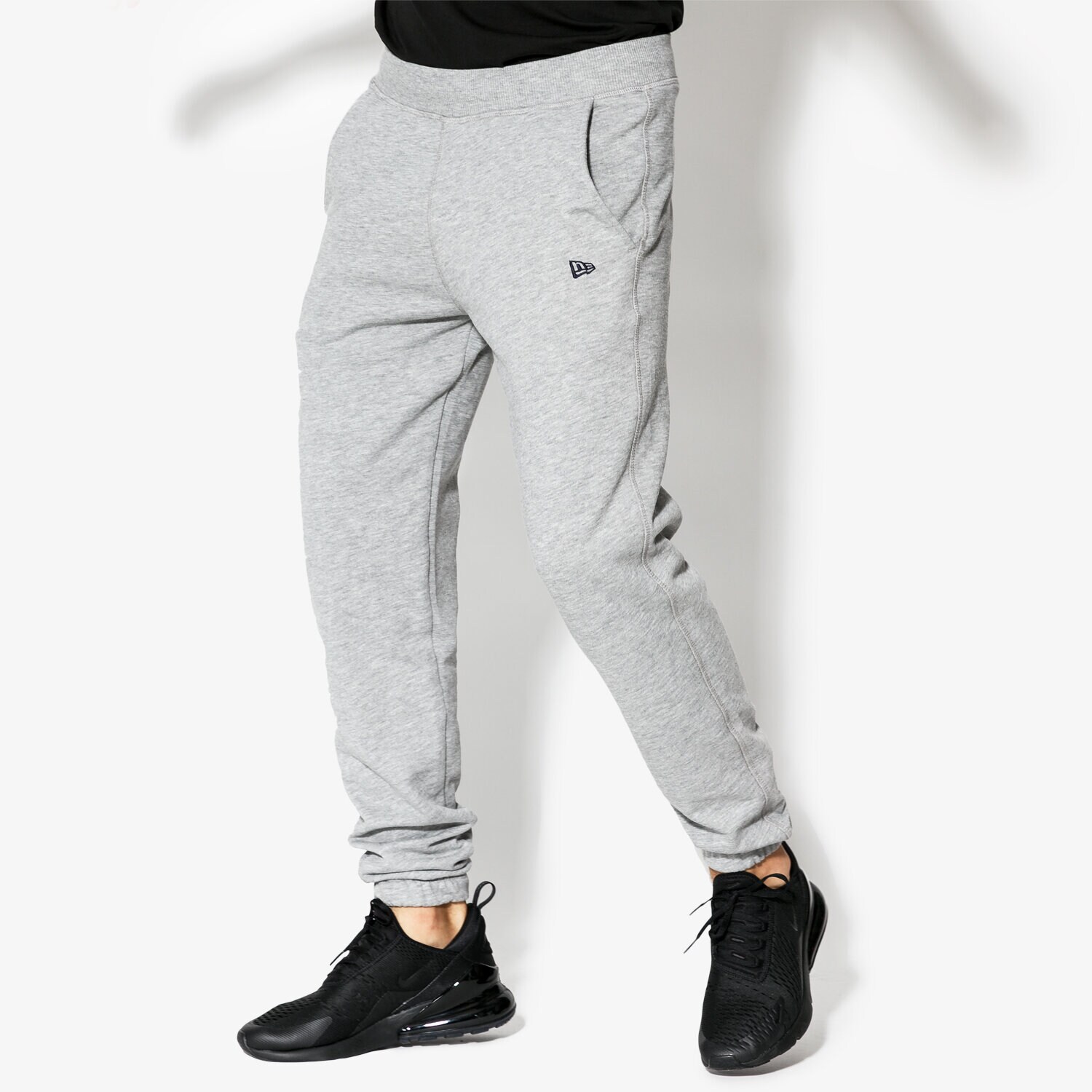 Herren Hosen NEW ERA HOSE NE BRANDED JOGGER NE LGH NONE 11604088 Grau