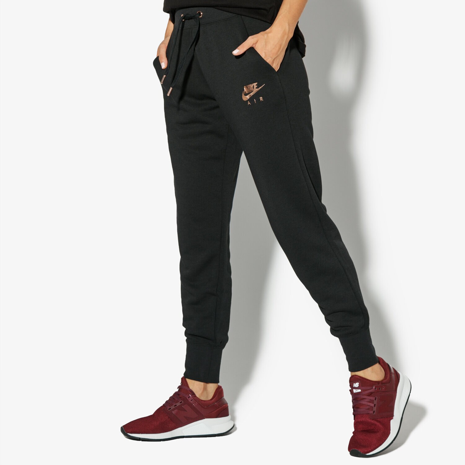 Damen Hosen NIKE HOSE W NSW RALLY PANT REG AIR 931870-010 Schwarz