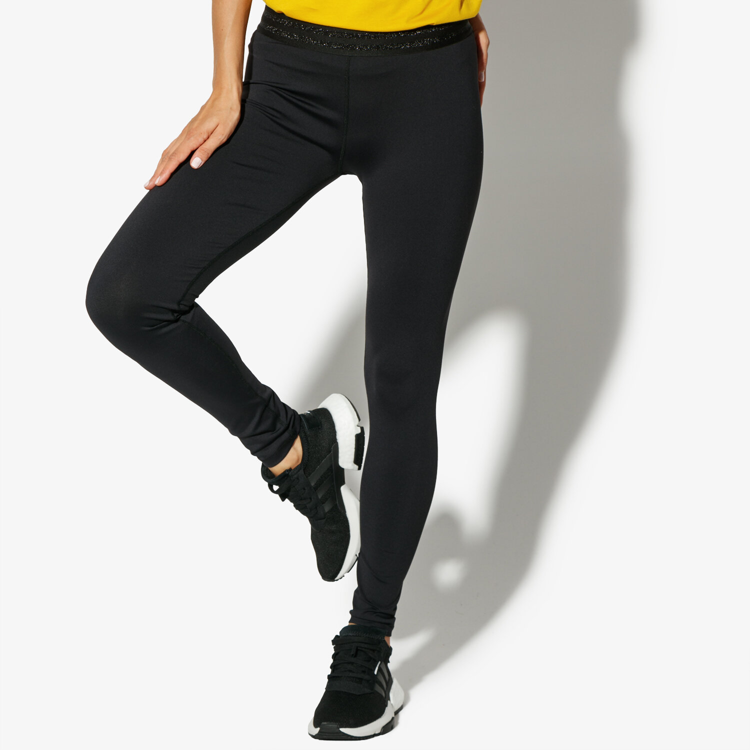 Damen Hosen CONFRONT LEGGINGS LIZZIE CF38SPD24001 Schwarz