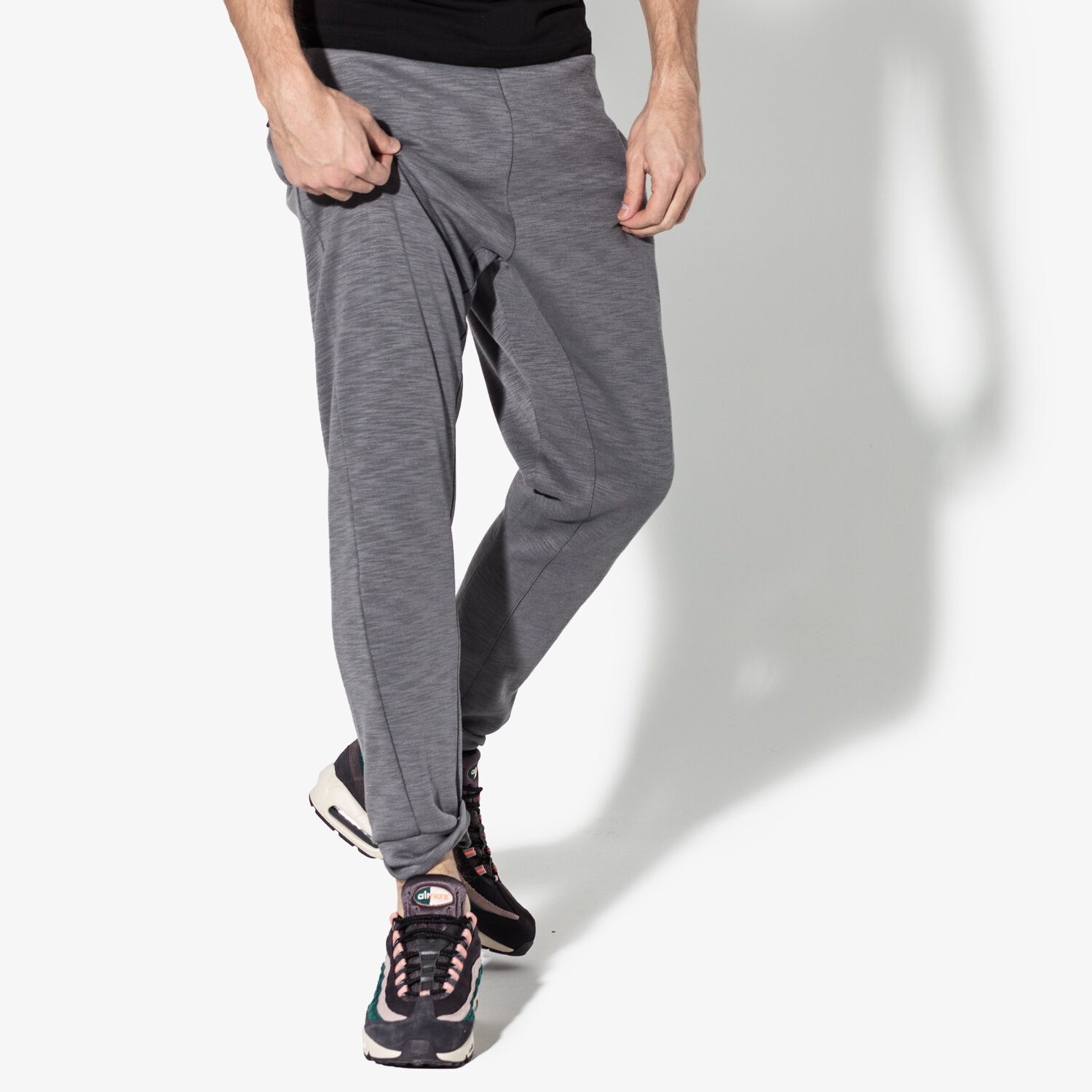 Herren Hosen NIKE HOSE M NSW OPTIC JGGR 928493-021 Grau