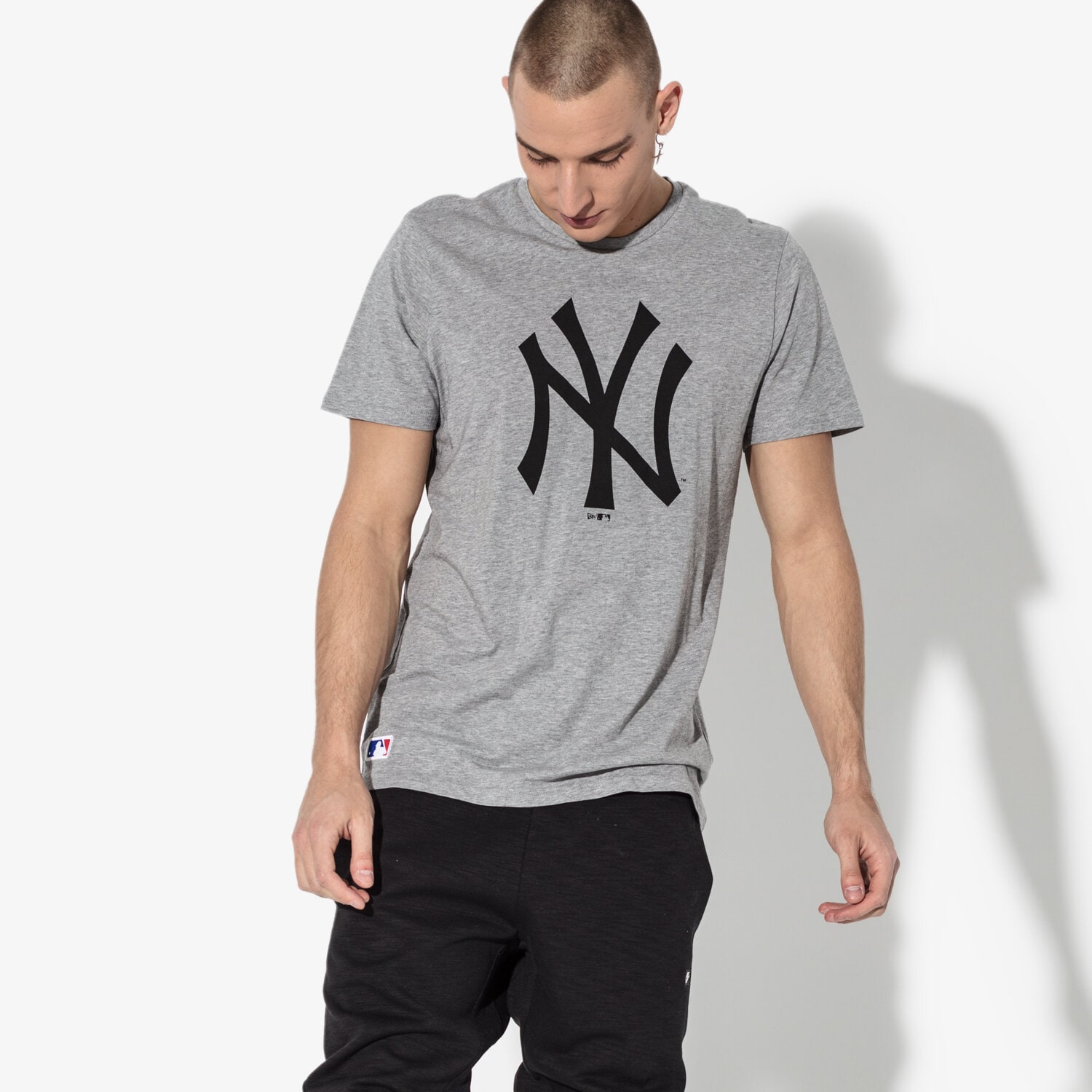 Herren T-Shirt NEW ERA T-SHIRT SS MLB NYY GREY NEW YORK YANKEES LGH 11863696 Grau