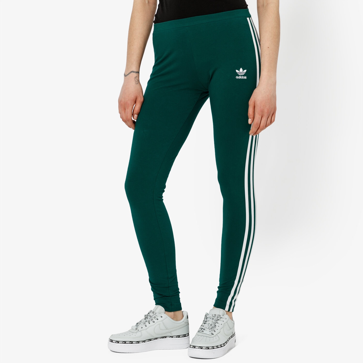 Damen Hosen ADIDAS LEGGINGS 3 STR TIGHT ADICOLOR DV2613 Grün