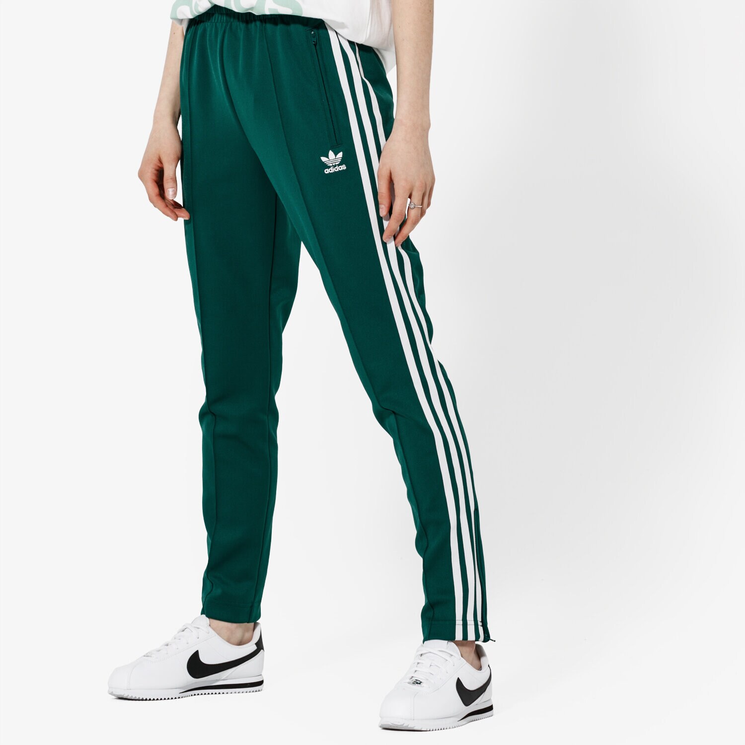 Damen Hosen ADIDAS HOSE SST TP ADICOLOR DV2637 Grün