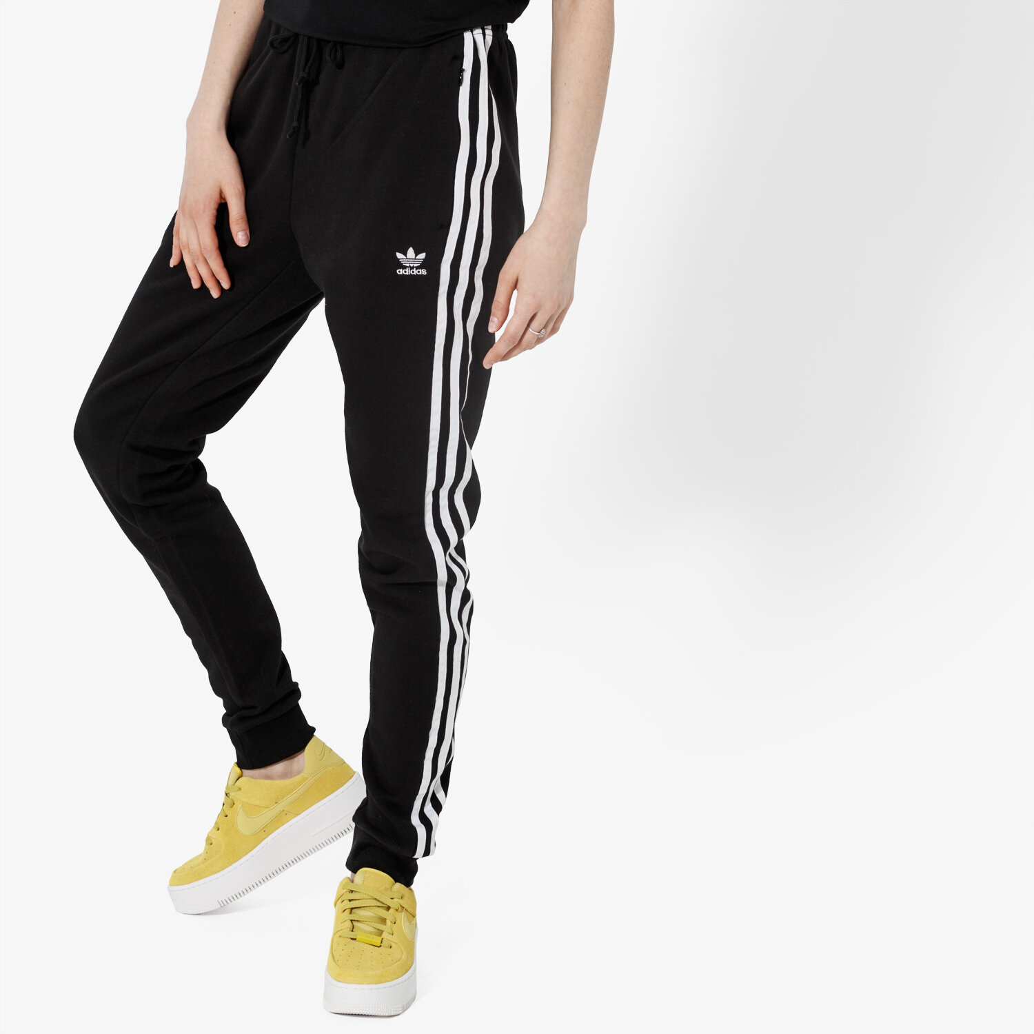 Damen Hosen ADIDAS HOSE REGULAR TP CUF ADICOLOR DV2572 Schwarz