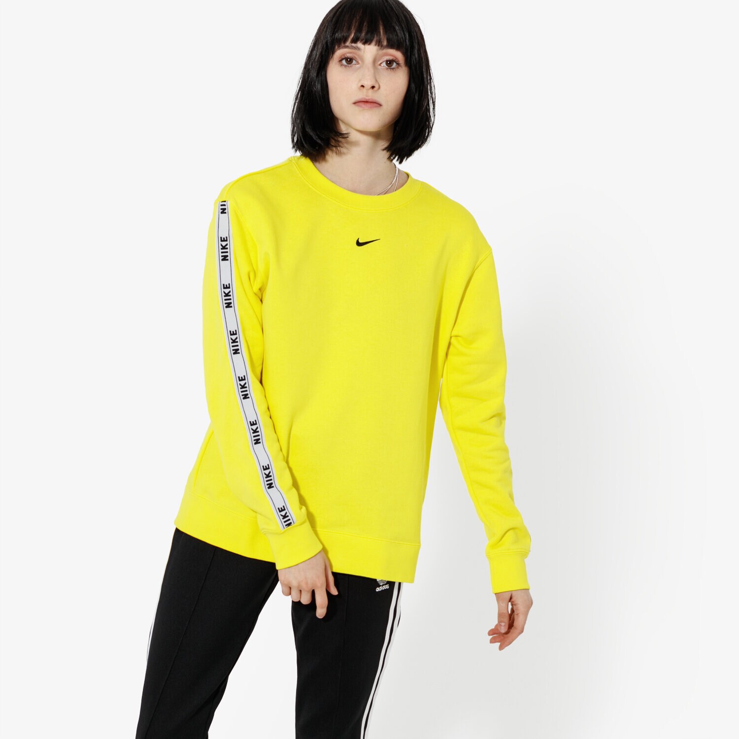 Damen NIKE SWEATSHIRT W NSW LOGO TAPE AR3054-731 Gelb