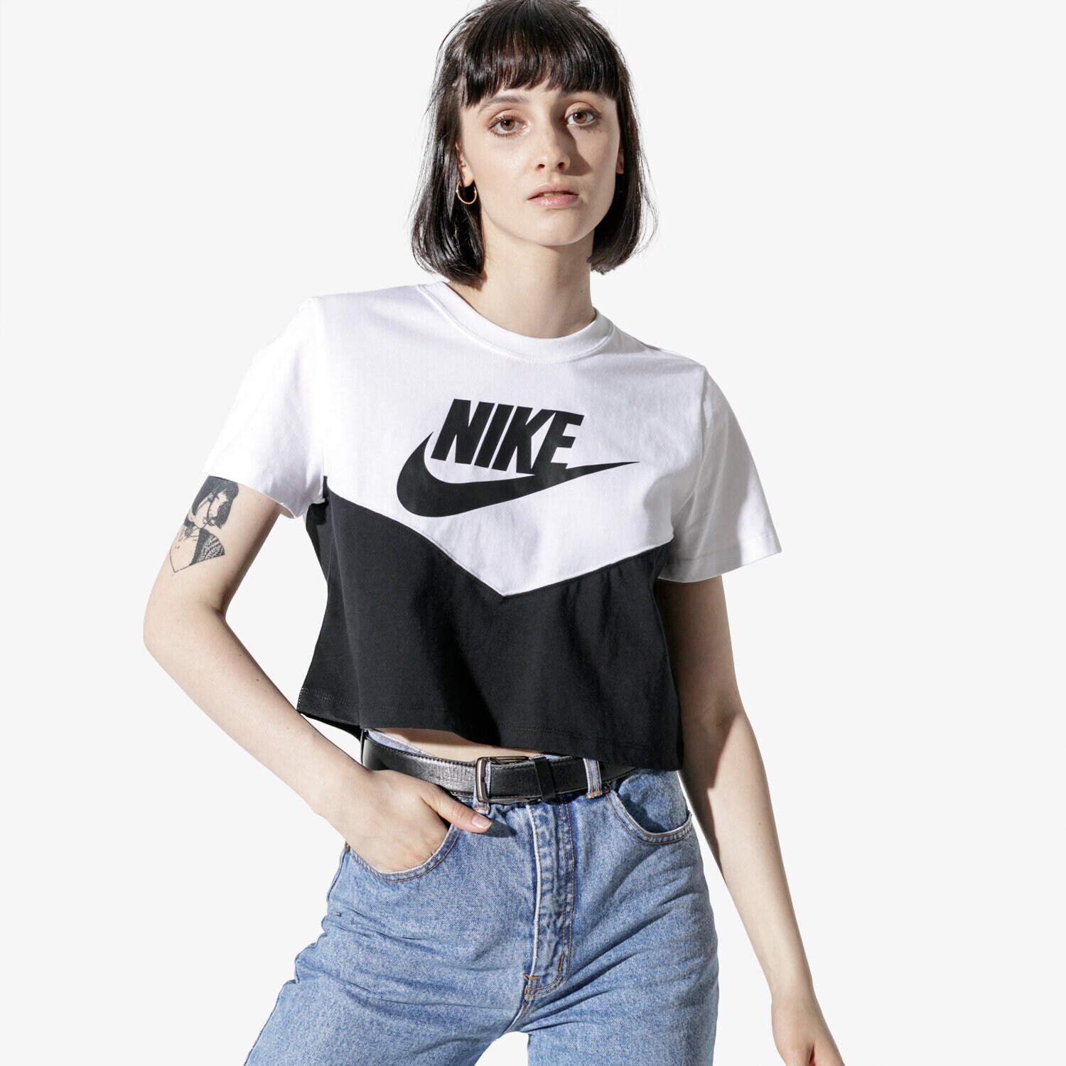 Damen T-Shirt NIKE TOP W NSW HRTG TOP SS AR2513-010 Weiß