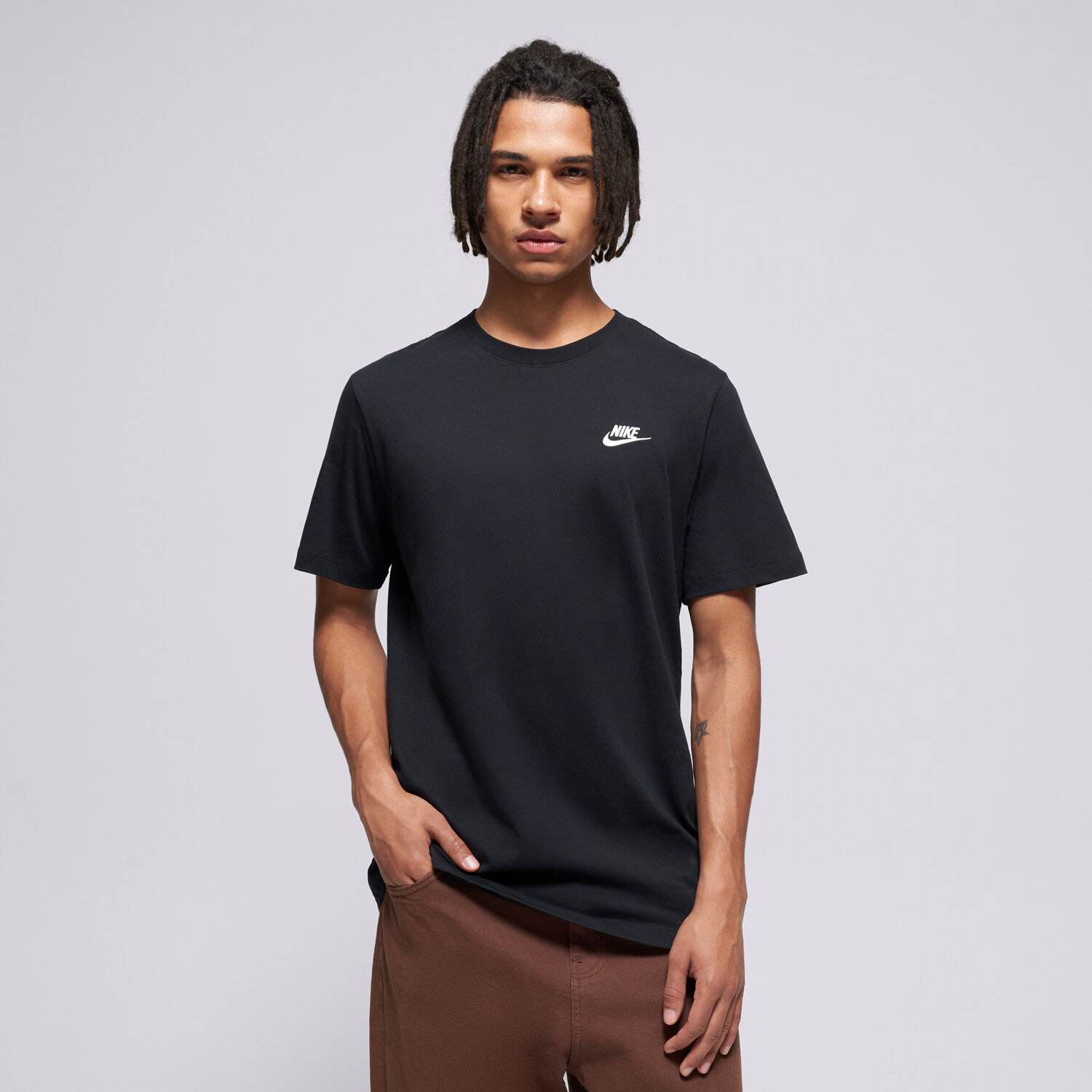 Herren T-Shirt NIKE T-SHIRT SPORTSWEAR CLUB AR4997-013 Schwarz