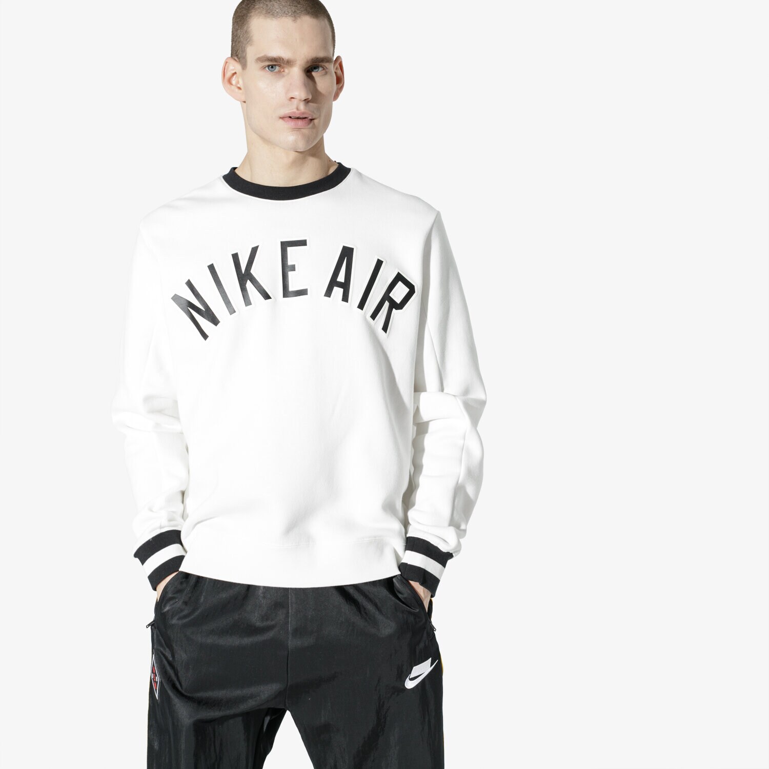 Herren NIKE SWEATSHIRT M NSW NIKE AIR CREW FLC AR1822-133 Weiß