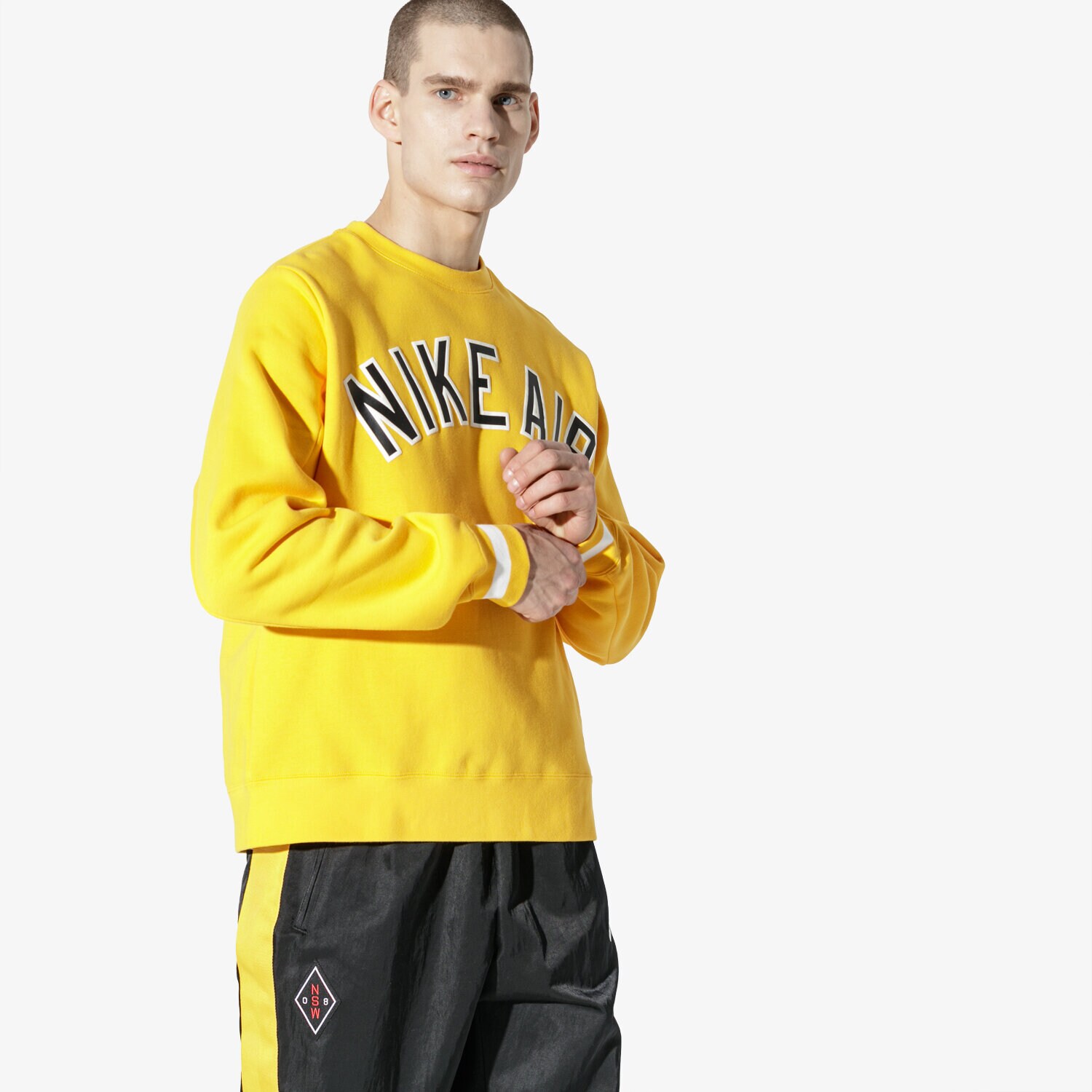 Herren NIKE SWEATSHIRT M NSW NIKE AIR CREW FLC AR1822-739 Gelb