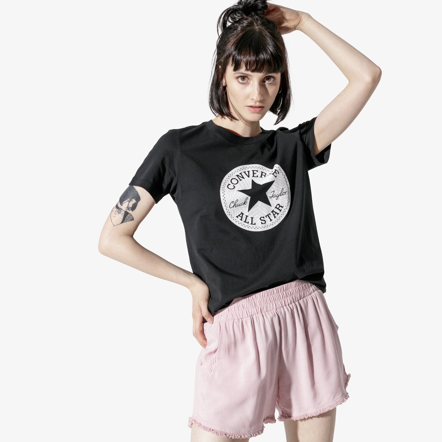 Damen T-Shirt CONVERSE T-SHIRT SS SEASONAL CHUCK PATCH PALM FILL TEE 10017791-A01 Schwarz