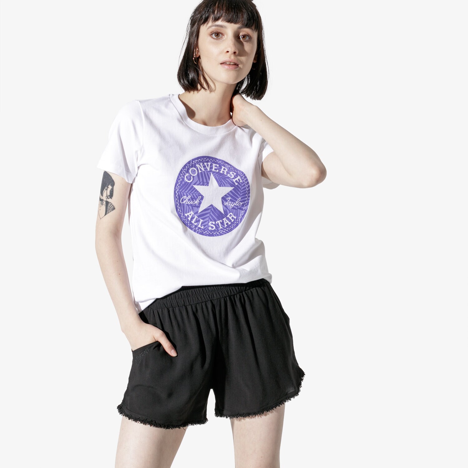 Damen T-Shirt CONVERSE T-SHIRT SS SEASONAL CHUCK PATCH PALM FILL TEE 10017791-A02 Weiß