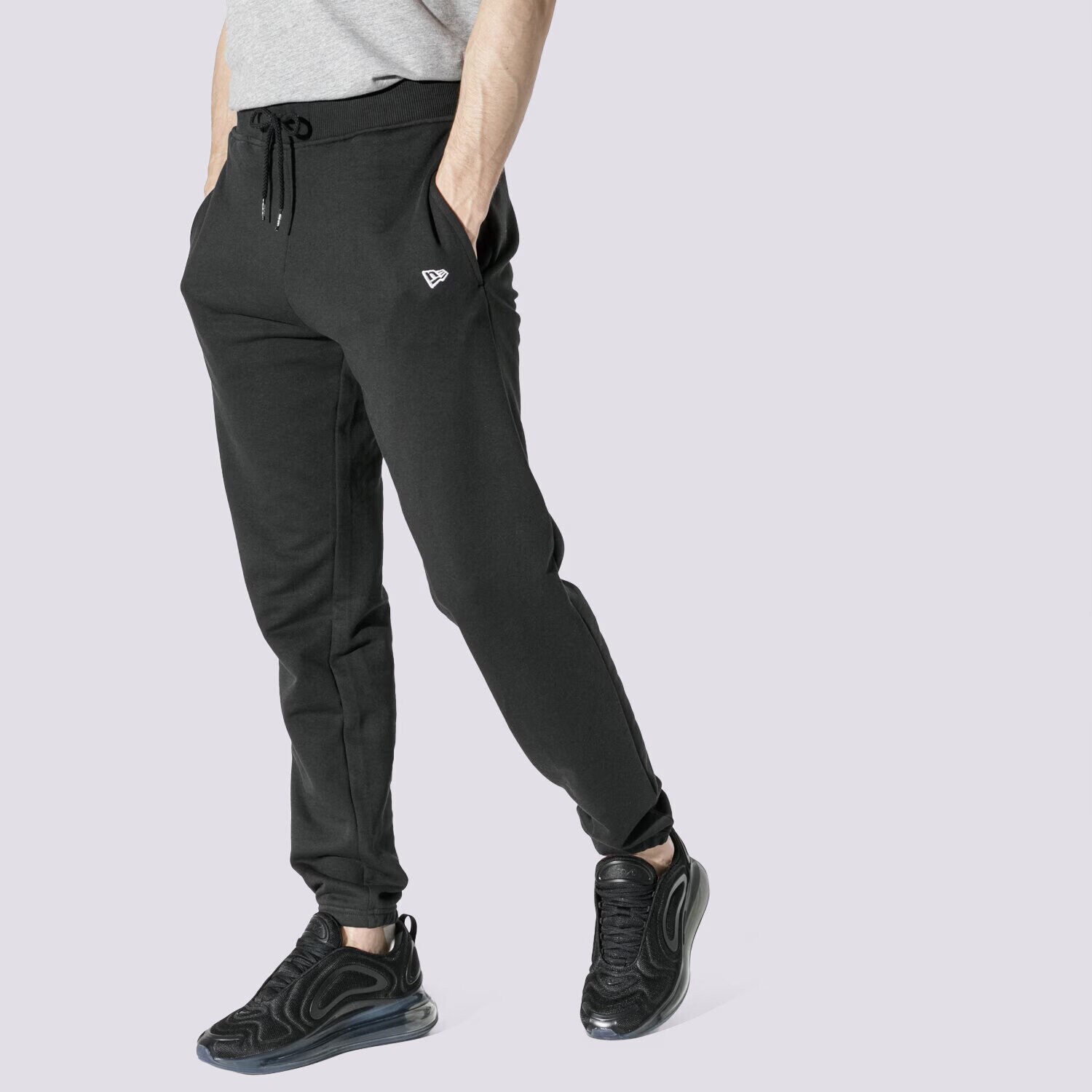 Herren Hosen NEW ERA HOSE NE ESSENTIAL JOGGER BLK NEW ERA BLK 11860049 Schwarz