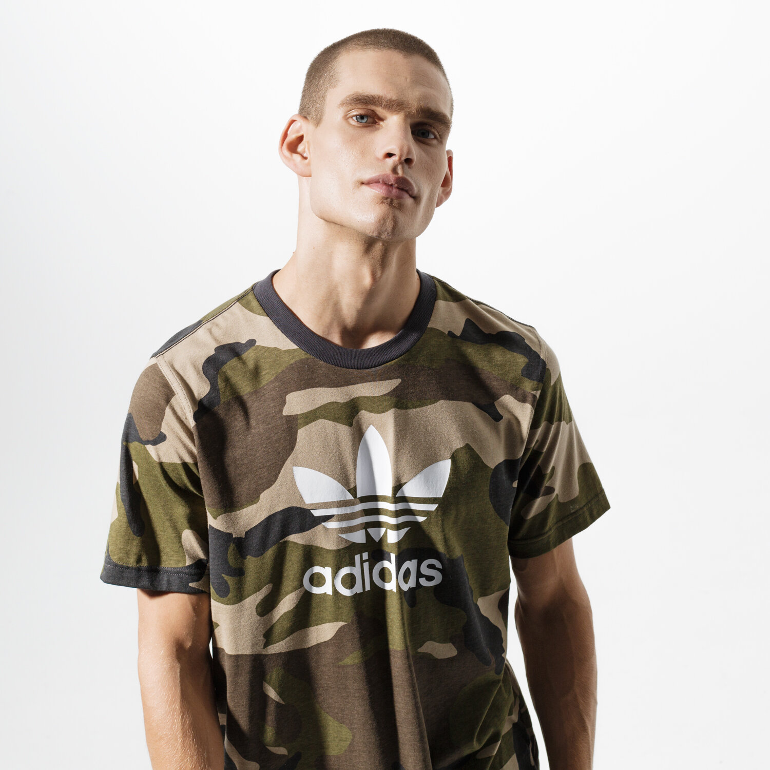 Herren T-Shirt ADIDAS T-SHIRT SS CAMO TEE DV2067 Braun