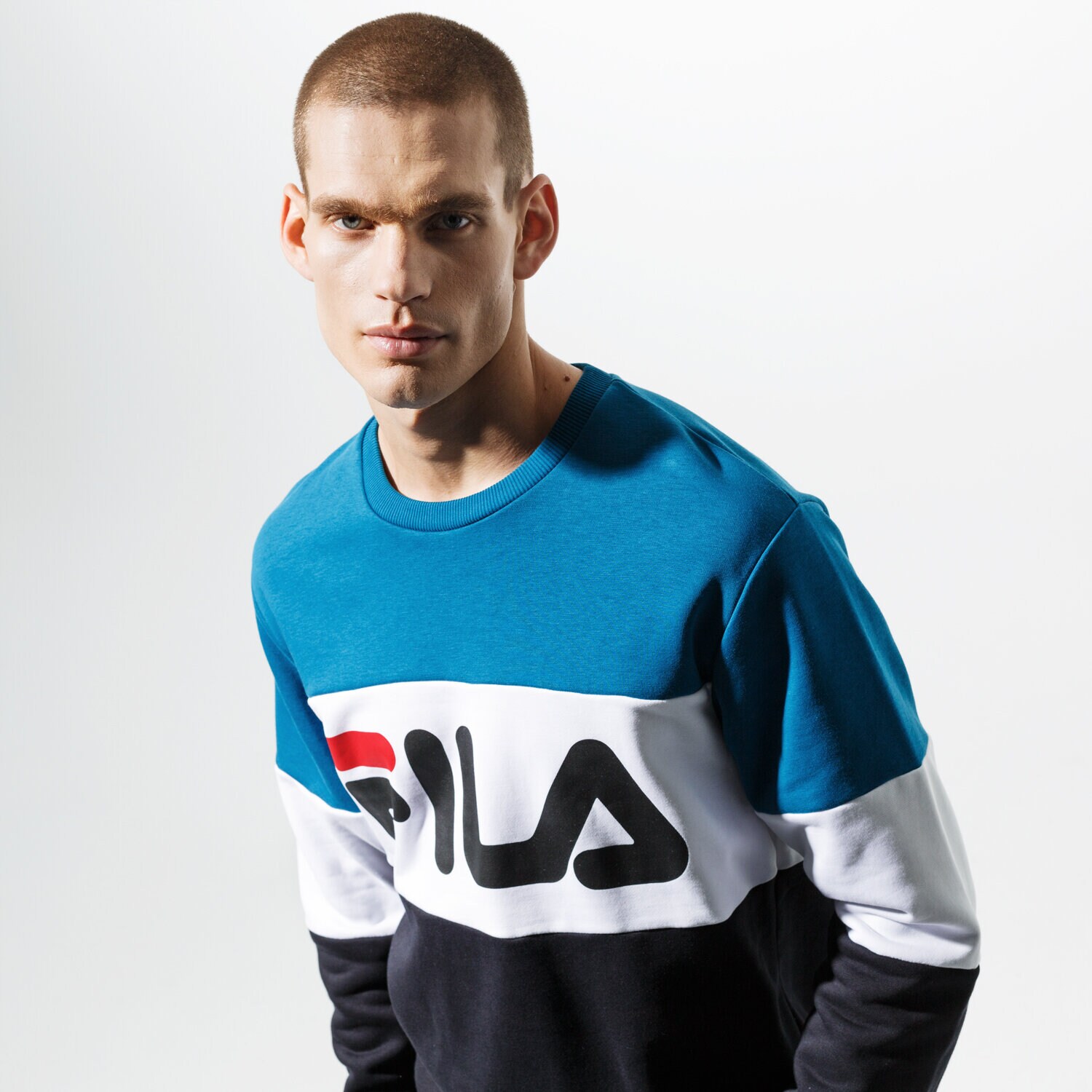 Herren FILA SWEATSHIRT STRAIGHT BLOCKED CREW 681255A216 Blau