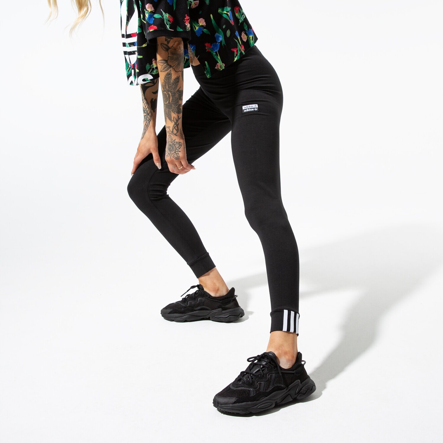 Damen Hosen ADIDAS LEGGINGS VOCAL TIGHT ED5854 Schwarz