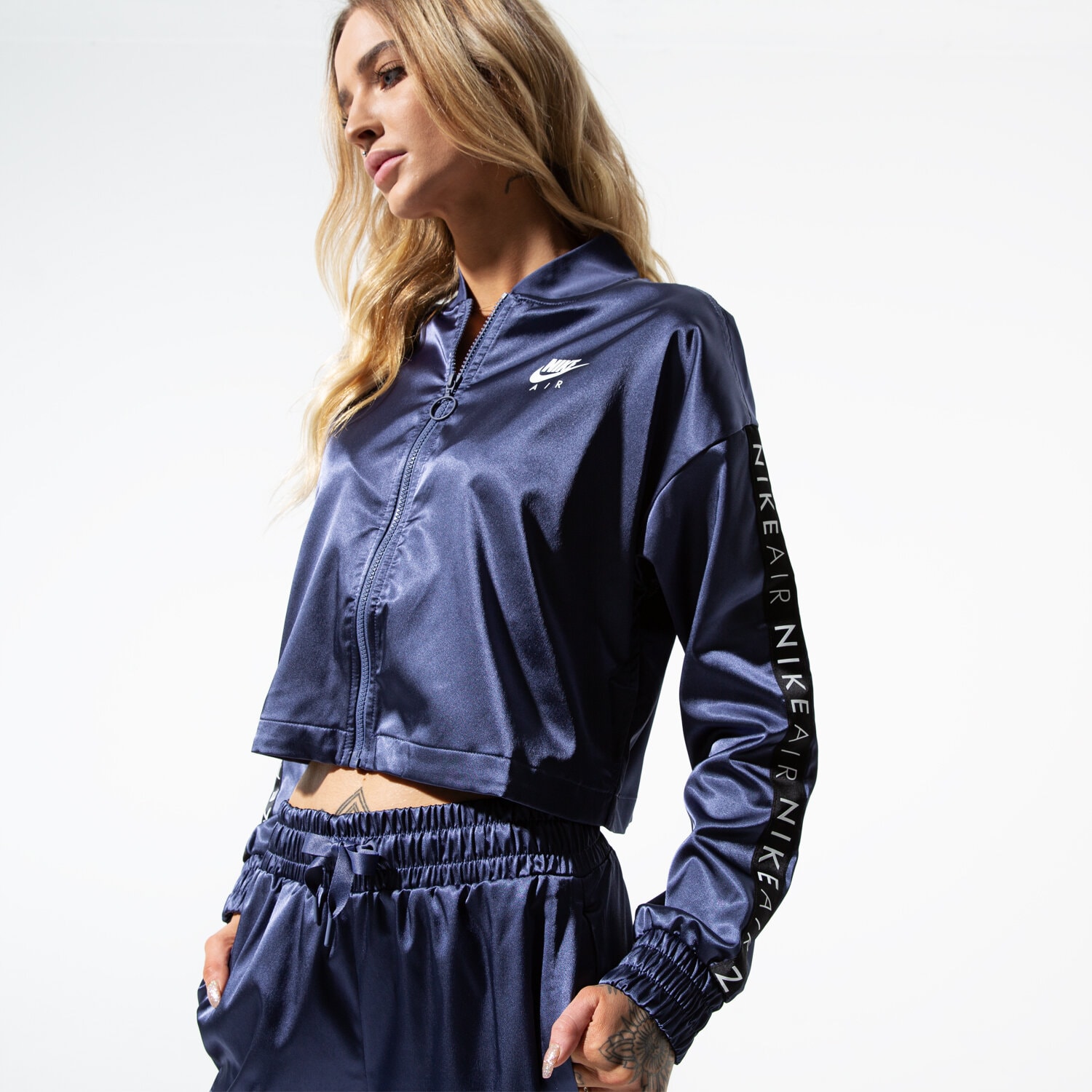 Damen Winterjacke NIKE JACKE W NSW AIR TRK JKT SATIN BV4779-557 Violet