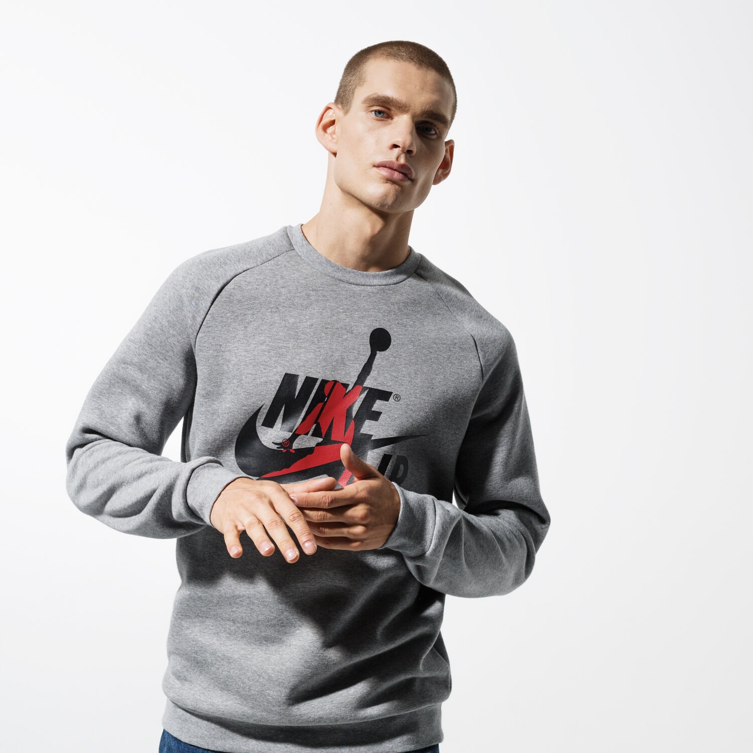 Herren JORDAN SWEATSHIRT M J JUMPMAN CLASSICS CREW BV6006-091 Grau