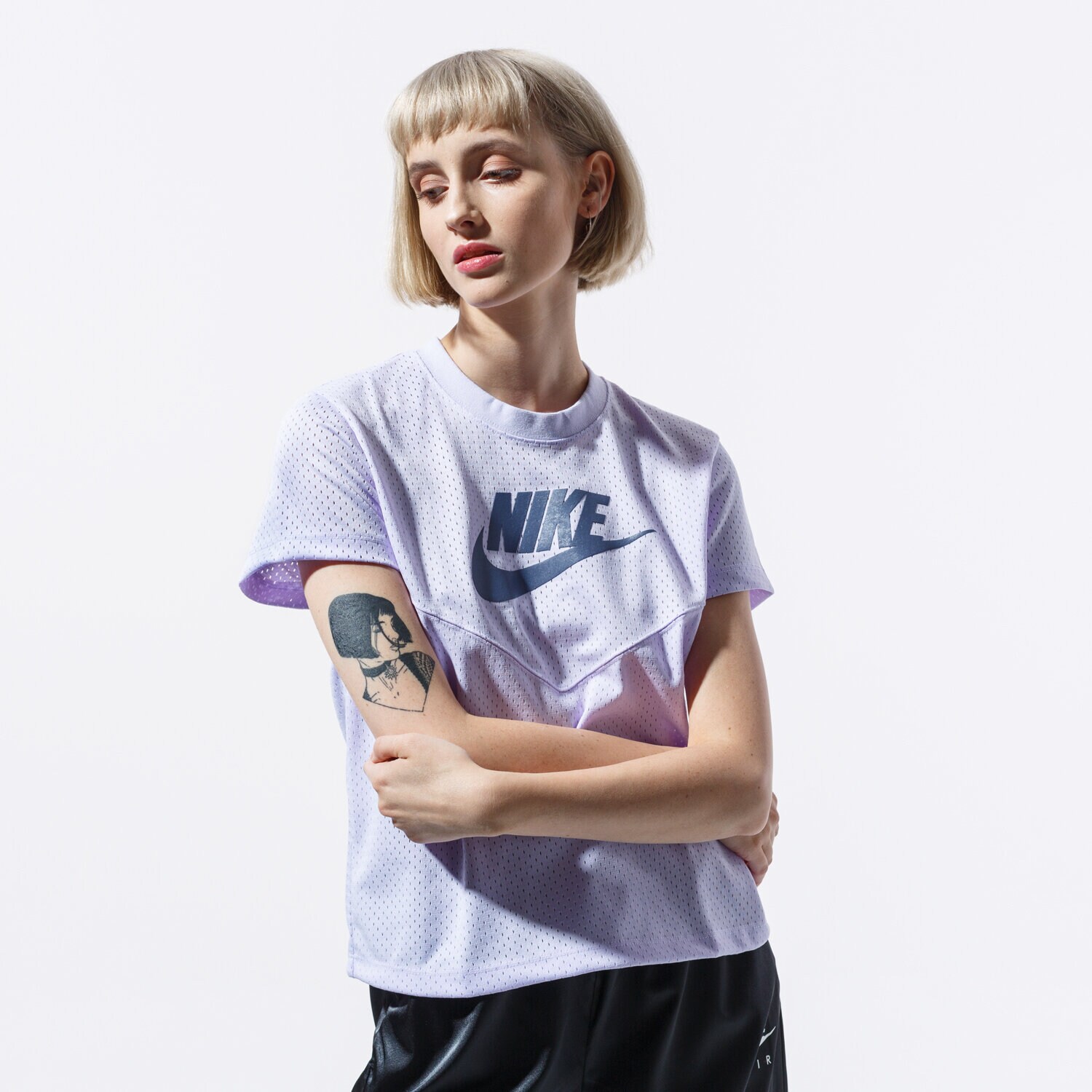Damen T-Shirt NIKE T-SHIRT SS W NSW HRTG TOP SS MESH BV4831-539 Violet
